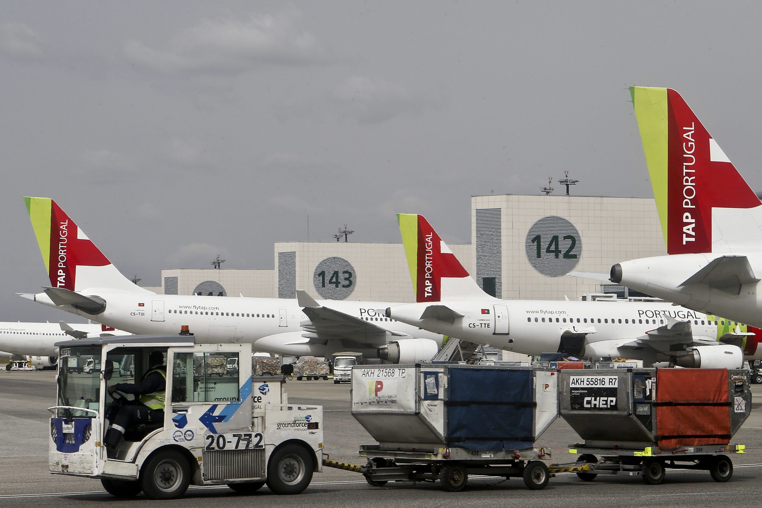 Nova entidade gestora dos slots fica com taxa cobrada aos operadores nos aeroportos