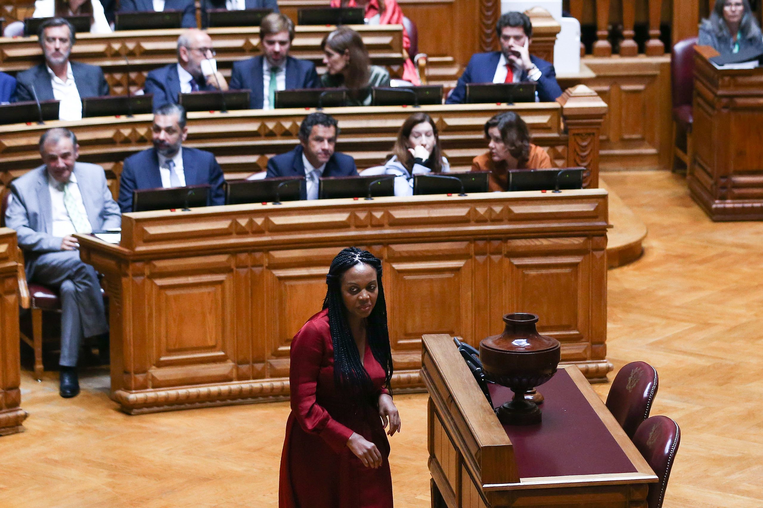 Lei da Nacionalidade: diploma do Livre não reune consenso para ser debatido a 11 de dezembro. Partido diz que “há mais oportunidades”