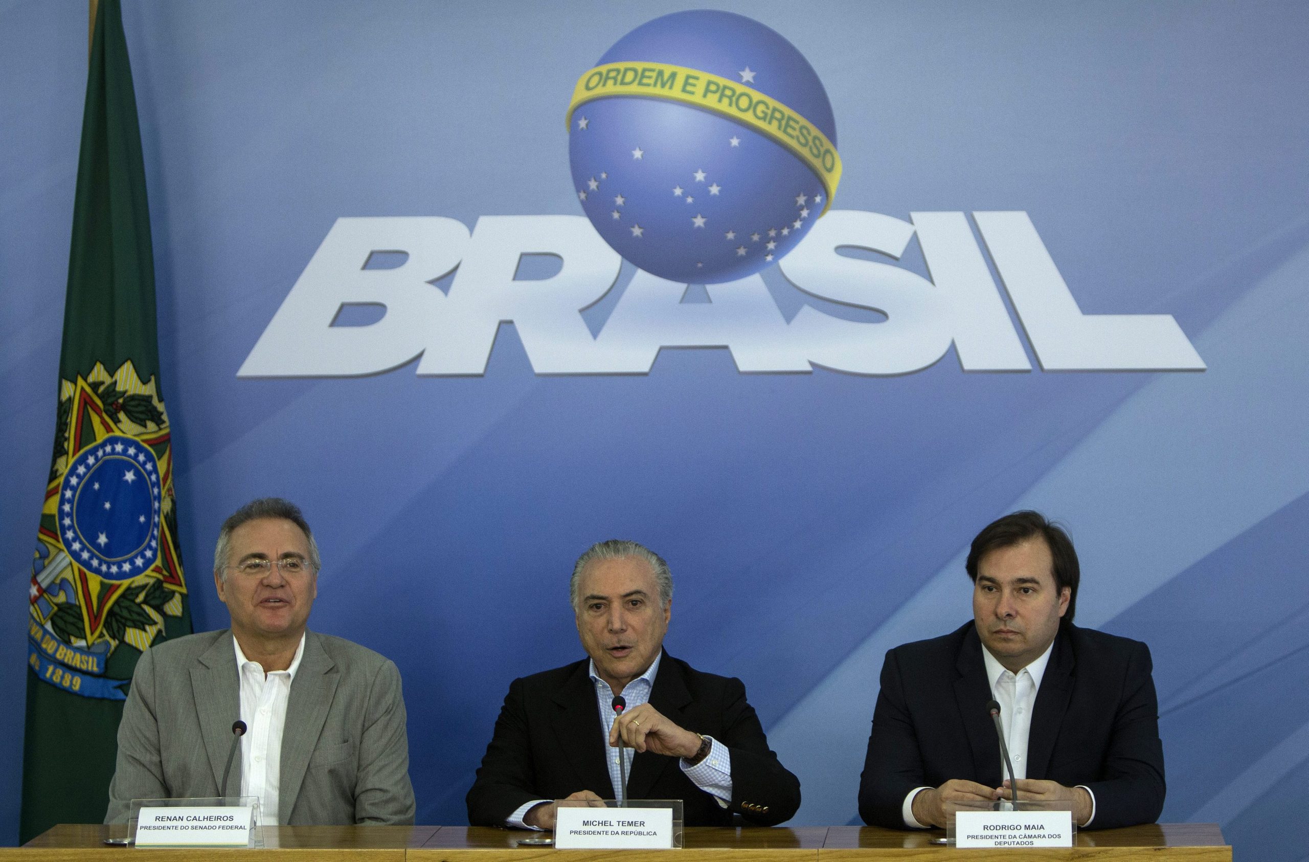 Brasil vai disponibilizar quatro aviões para transportar familiares de vítimas