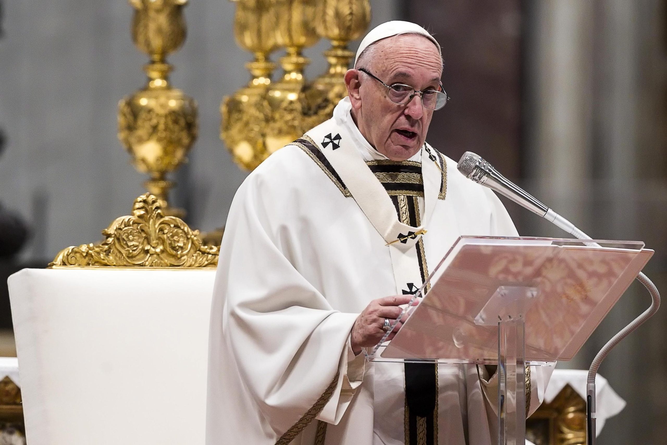 Papa Francisco diz-se “preocupado com a homossexualidade no clero”
