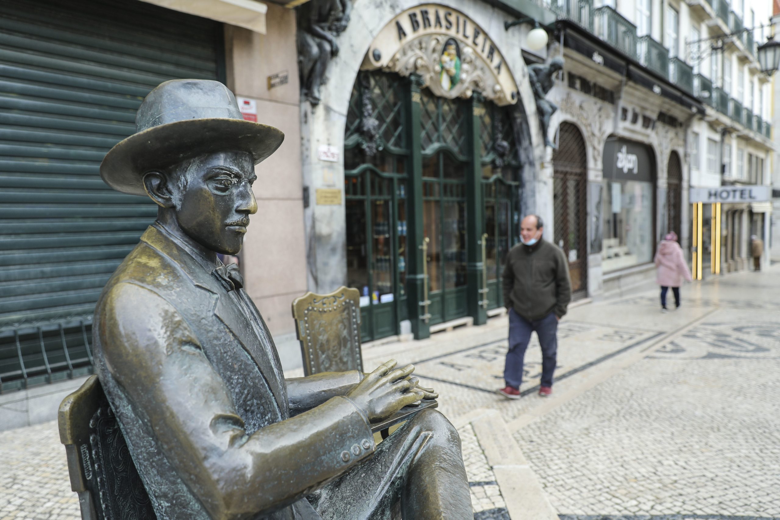 Banda desenhada sobre o poeta Fernando Pessoa é editada em França