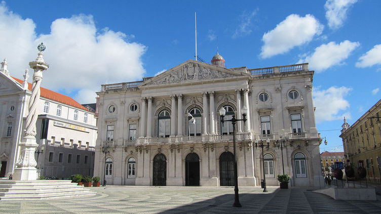 Empreiteiro acusa Câmara de Lisboa de levar a sua empresa à falência