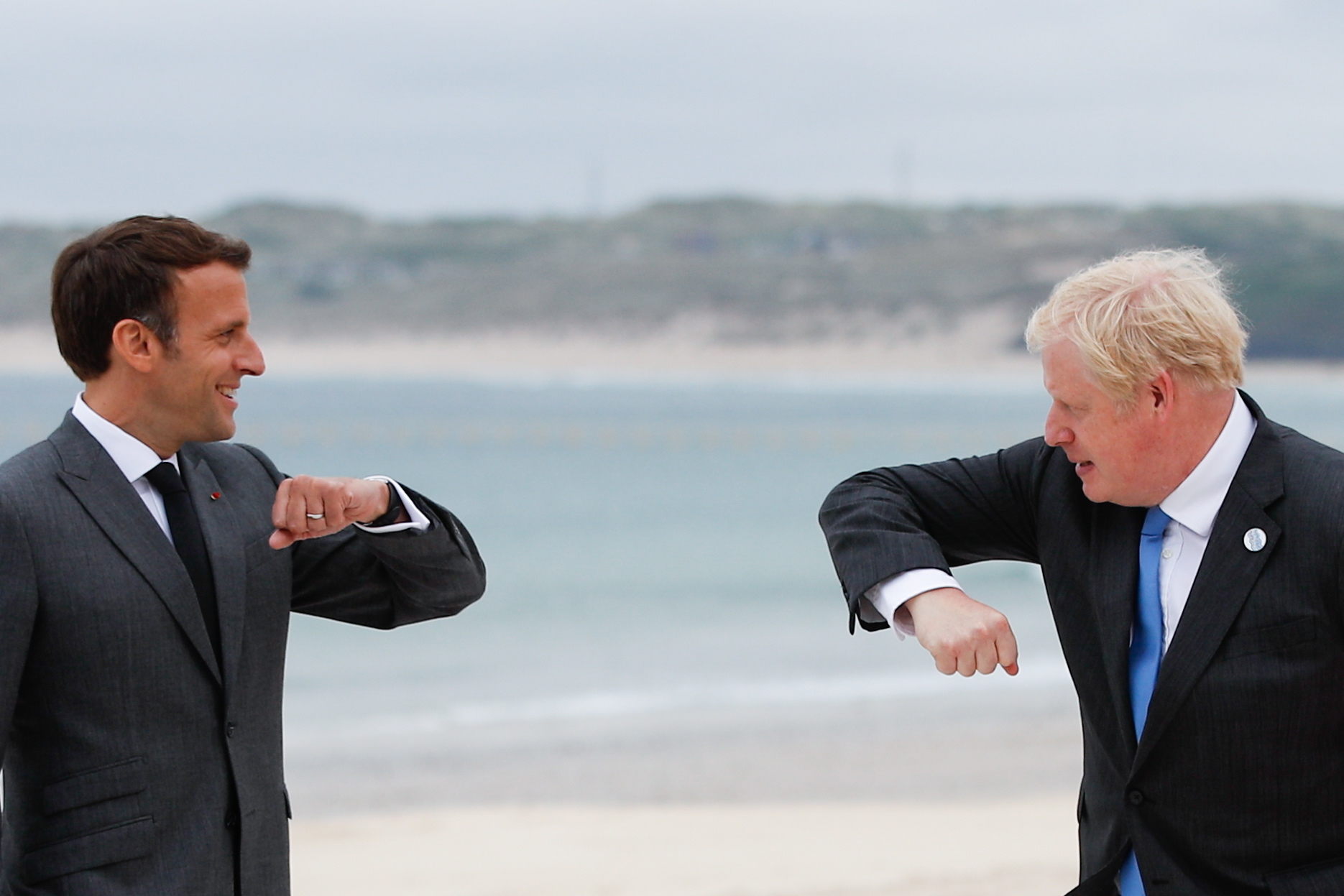 Johnson propõe a Macron “restabelecer cooperação” em plena crise dos submarinos