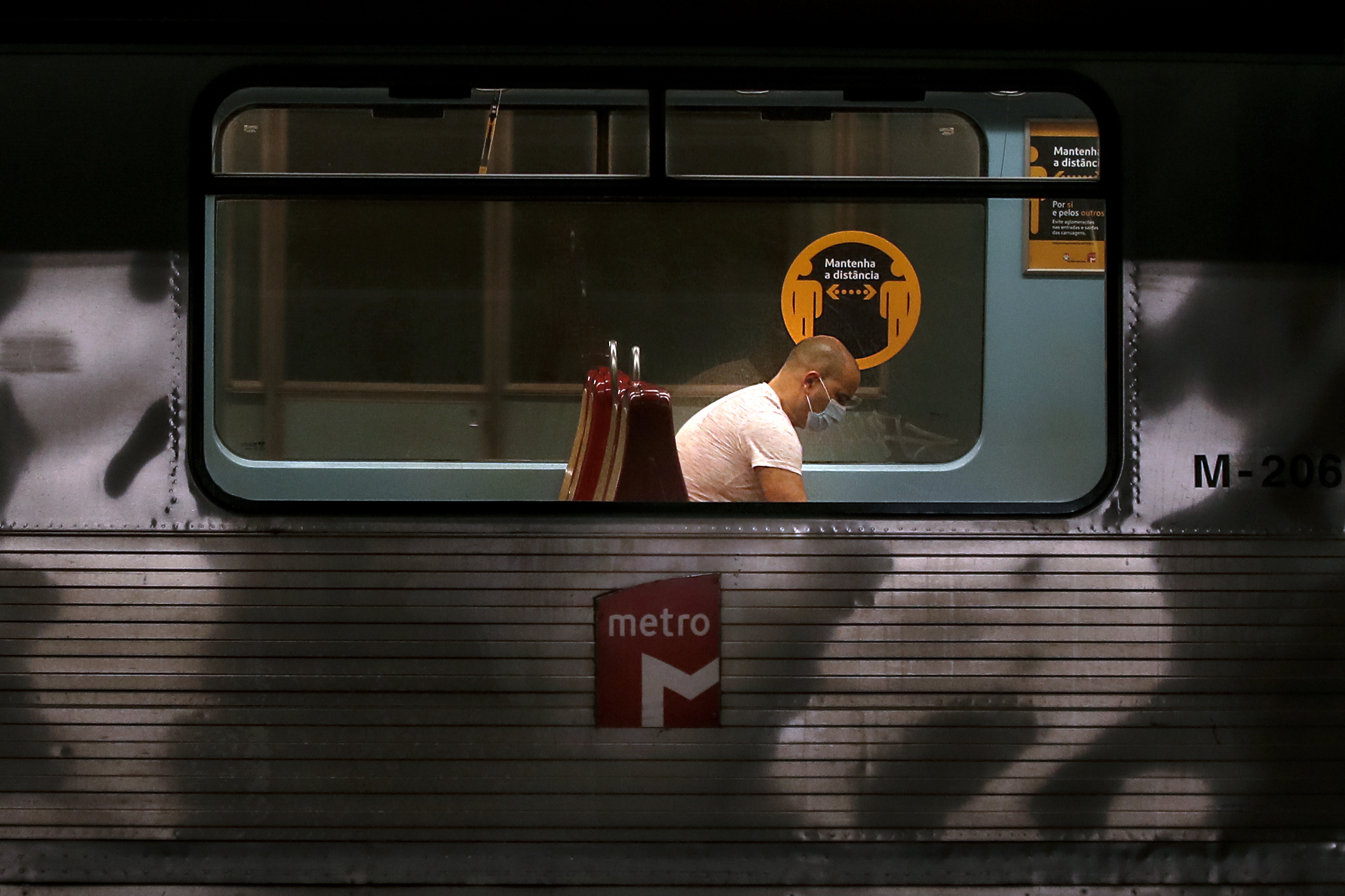 Metro de Lisboa com viagens grátis para quem vai ser vacinado contra a Covid-19 na FIL