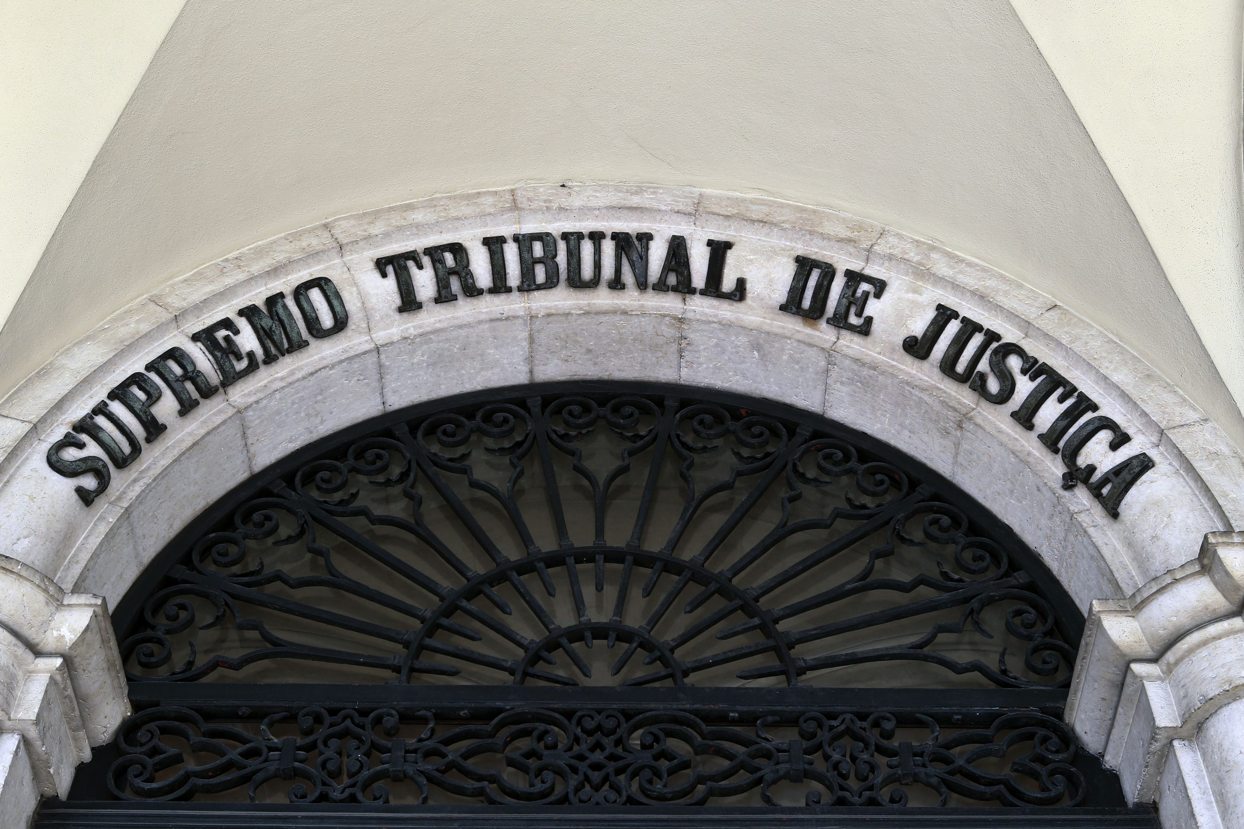 Supremo Tribunal de Justiça nega recurso de revisão sobre extradição de Sabrina de Sousa