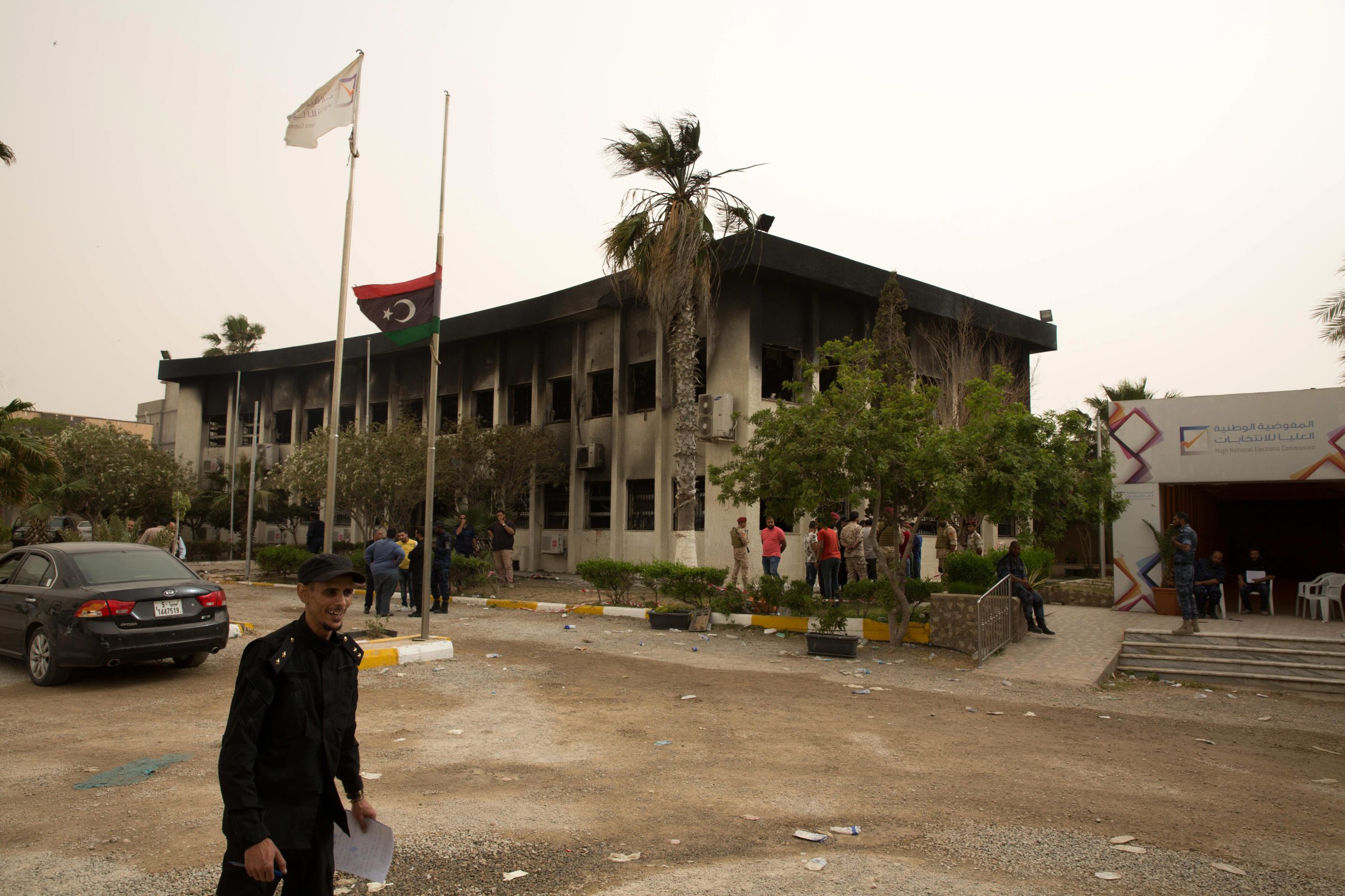 Guerra Civil Líbia. Confrontos em Tripoli já provocaram pelo menos 50 mortos