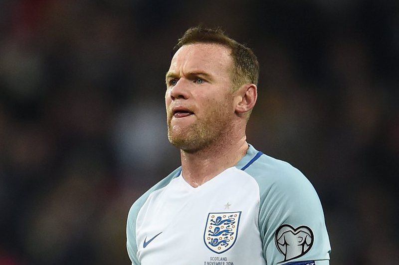 Selecionador inglês defende realização de último jogo internacional para Rooney