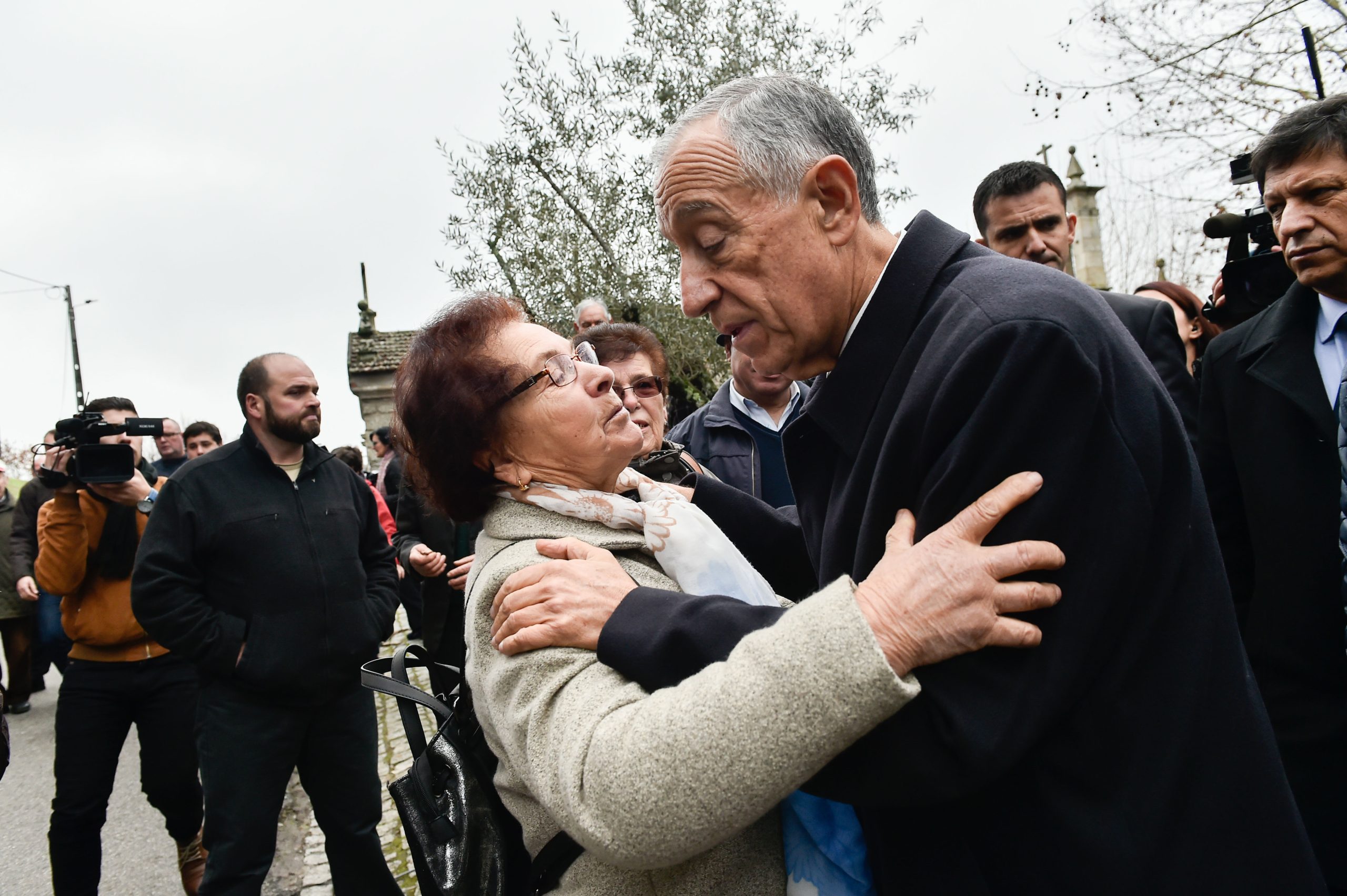 Marcelo em Vila Nova da Rainha: “Todos estiveram à altura das circunstâncias numa situação que desejaríamos não ter ocorrido”