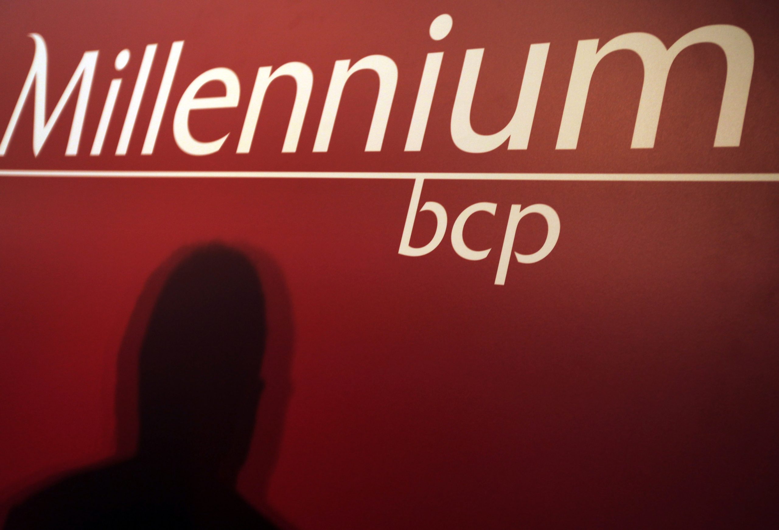 Millennium alerta para “burlas através de chamadas de supostos colaboradores”