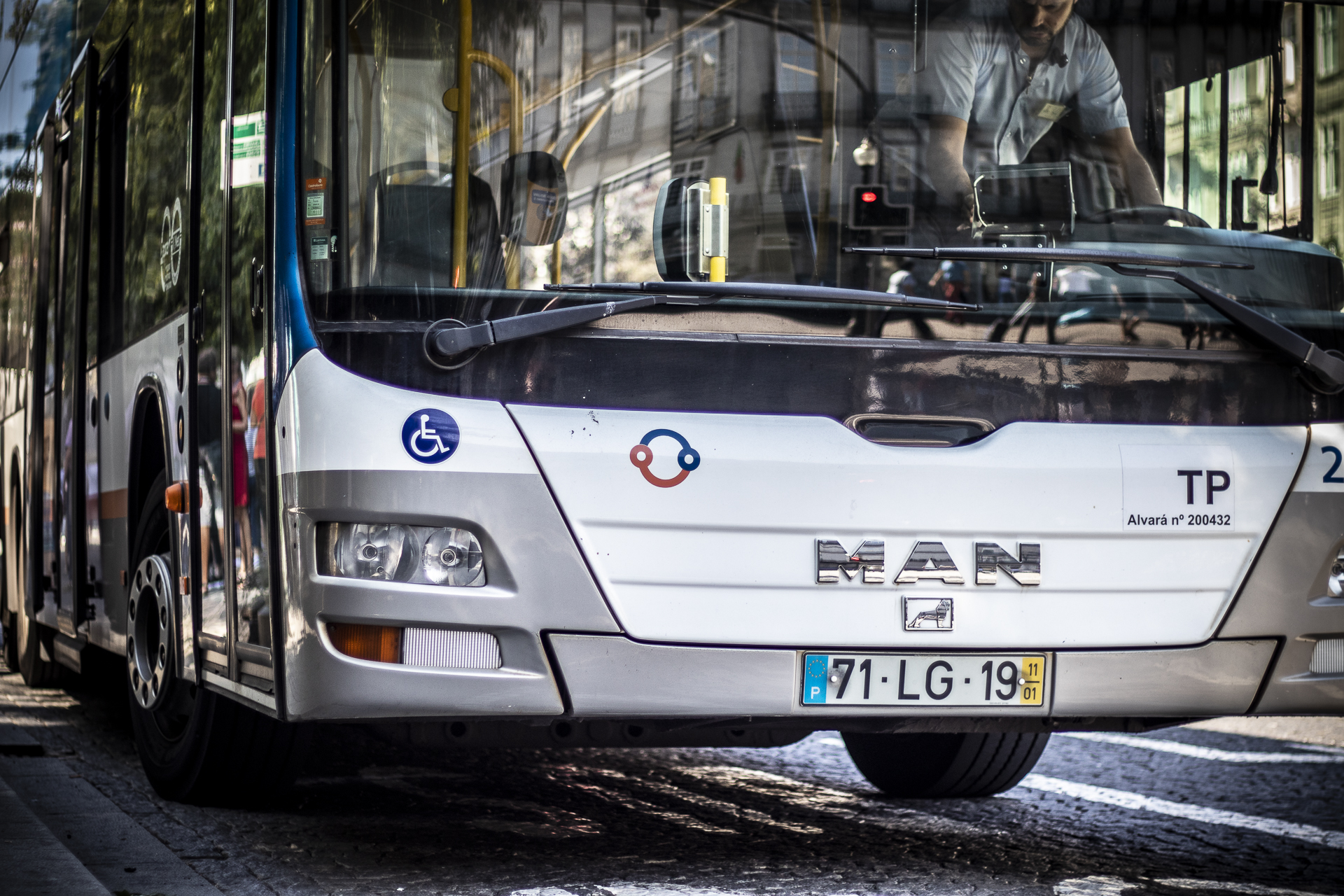 Porto: Título de transporte gratuito sub13 pode ser mudado a partir do dia 20 para ser válido em todas as zonas