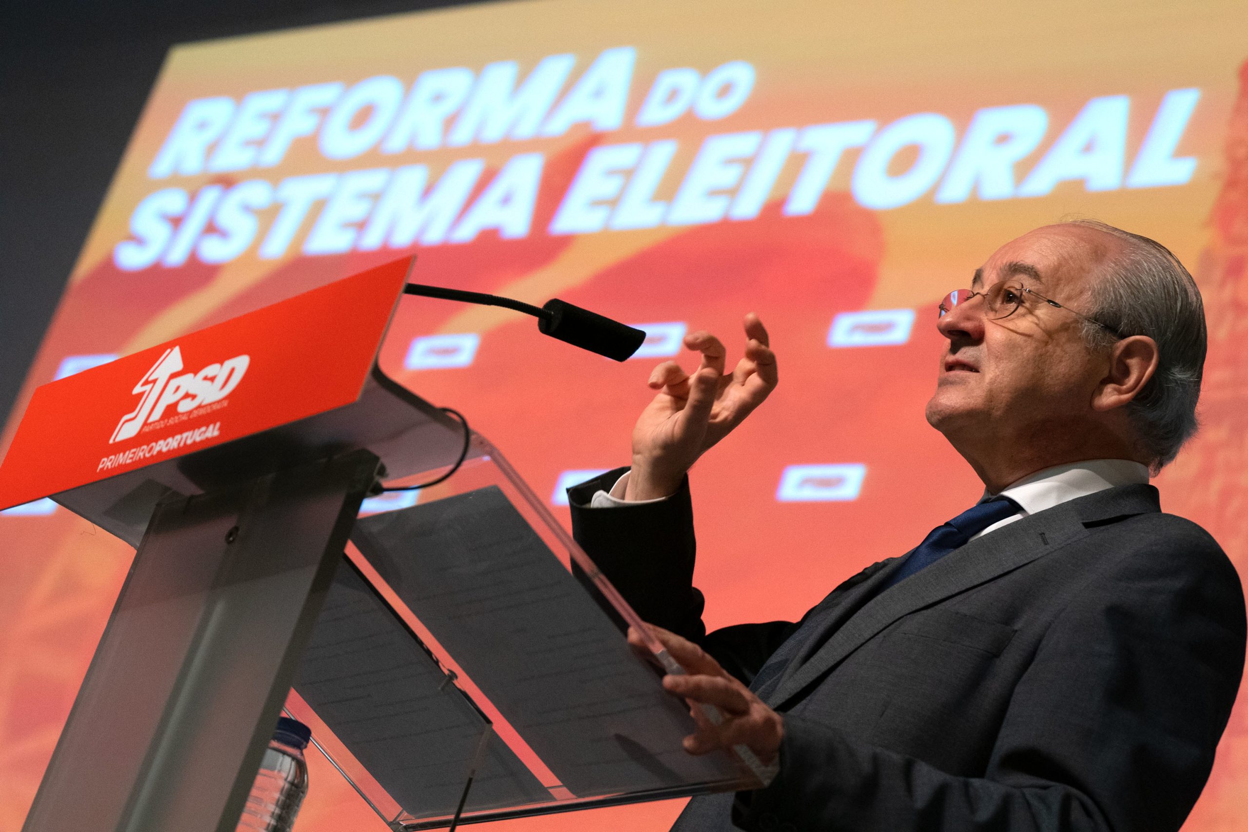 Rio acusa Costa de não aceitar ideias do PSD porque não quer mudar nada
