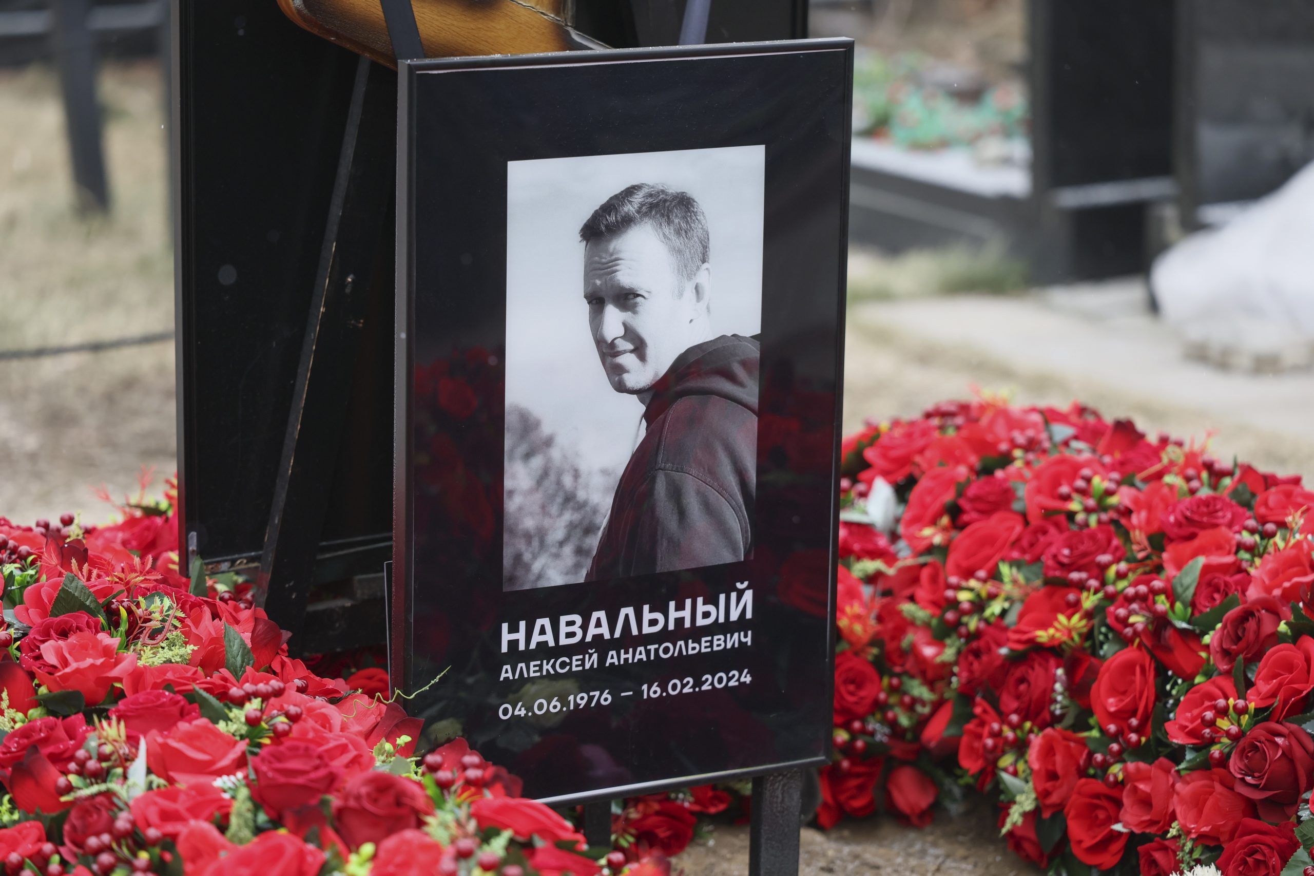 Dezenas de detidos em homenagens a Navalny no primeiro aniversário da sua morte