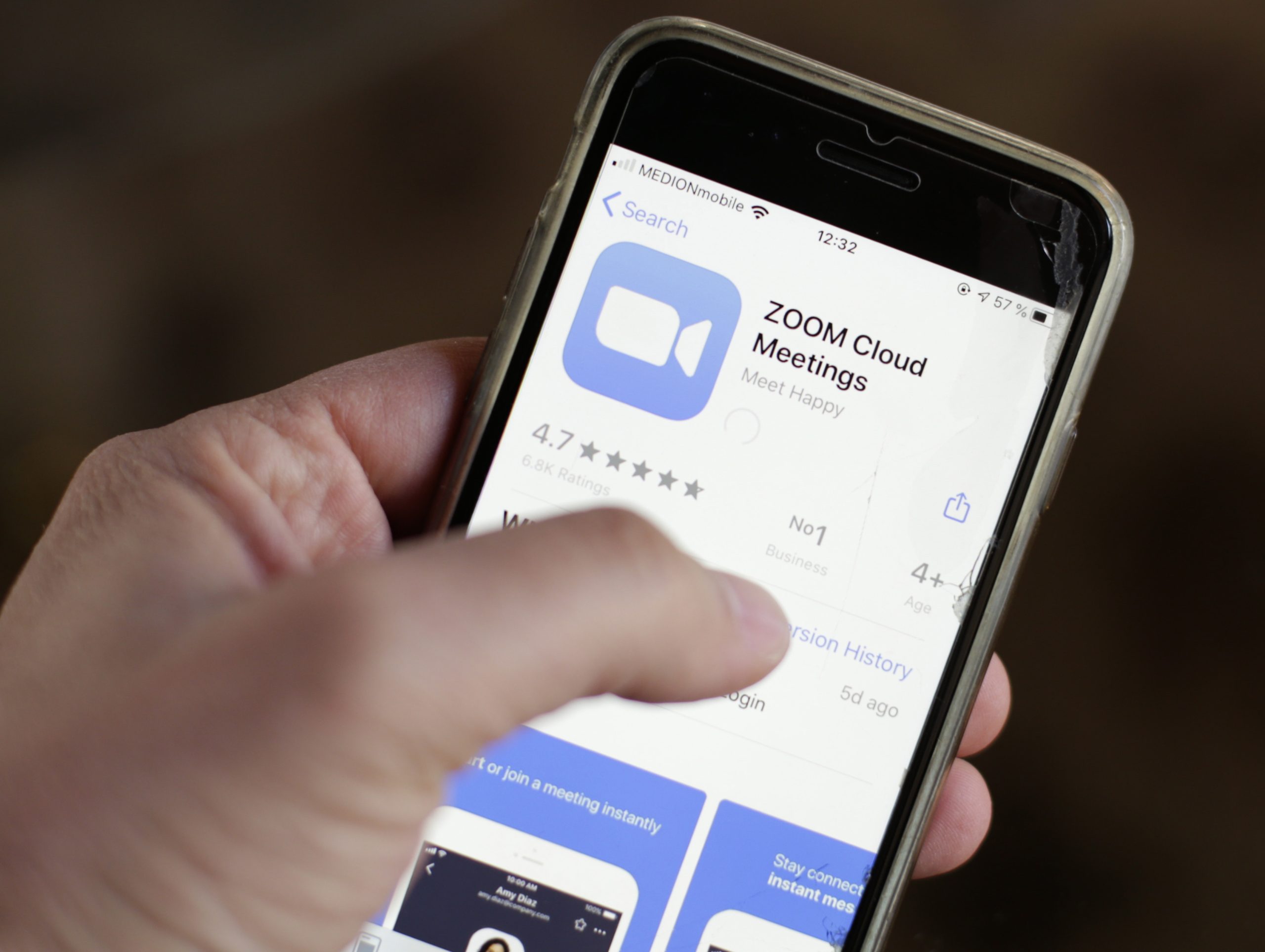 Zoom anuncia reforço de segurança para utilizadores depois de ‘semana negra’