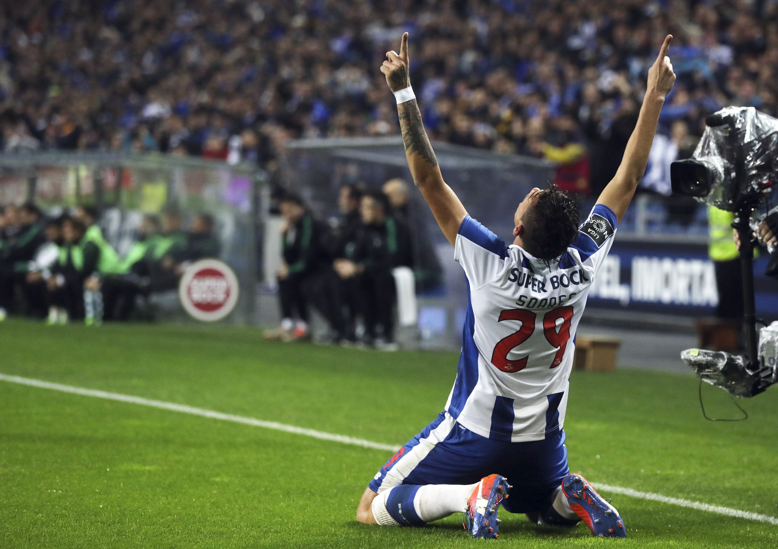 Soares quer vestir camisola do FC Porto “por muitos anos”