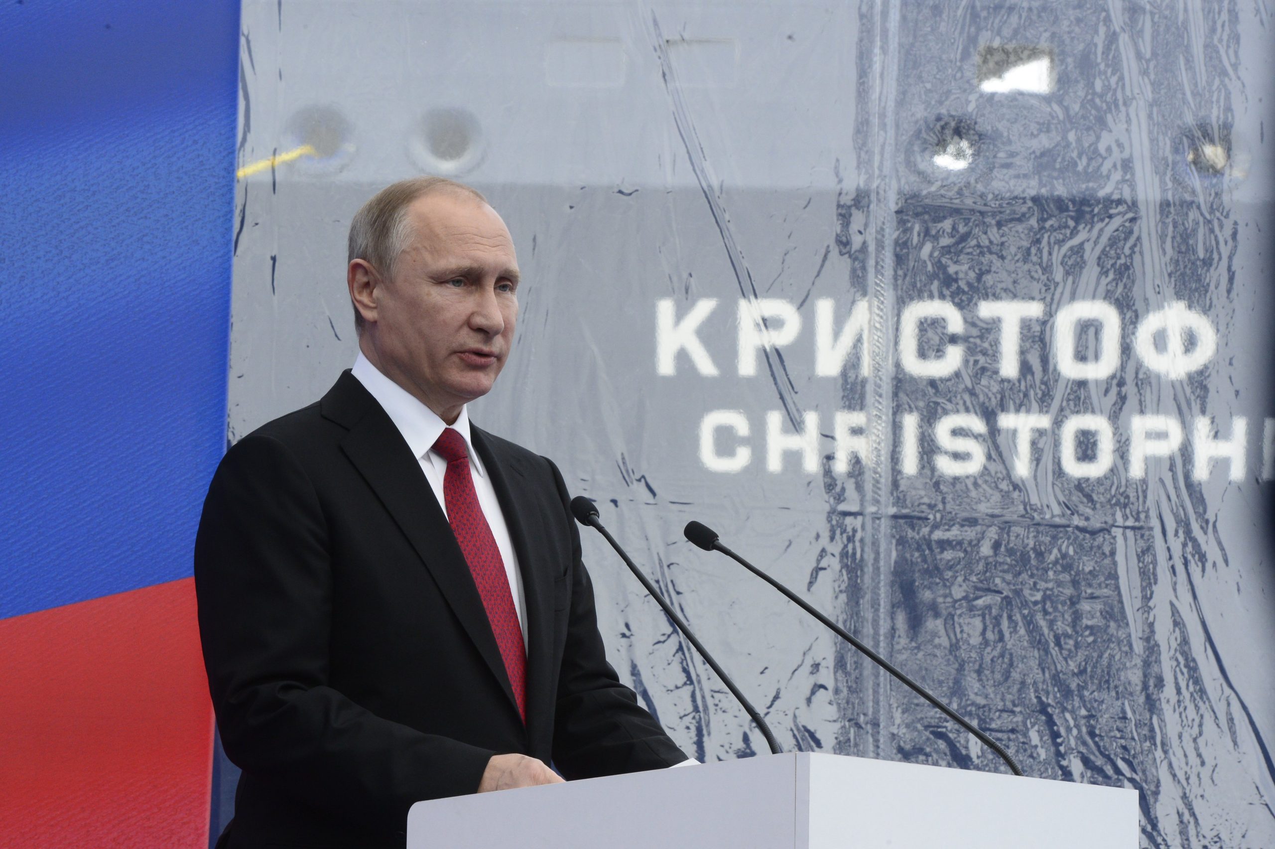 Putin garante que não conhece antigo conselheiro de Trump