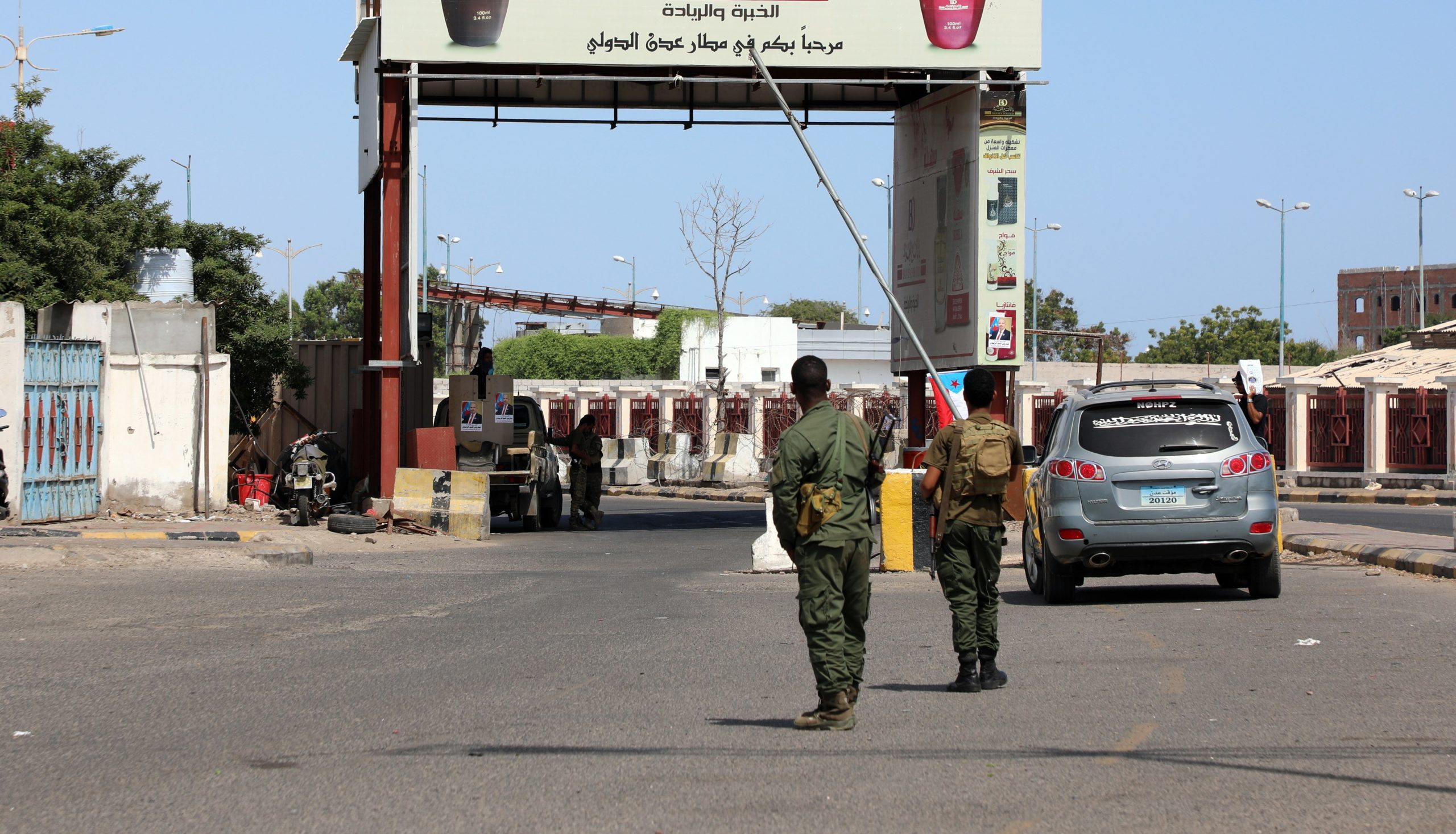 Iémen. Explosões no aeroporto de Aden provocam pelo menos 16 mortos e 60 feridos