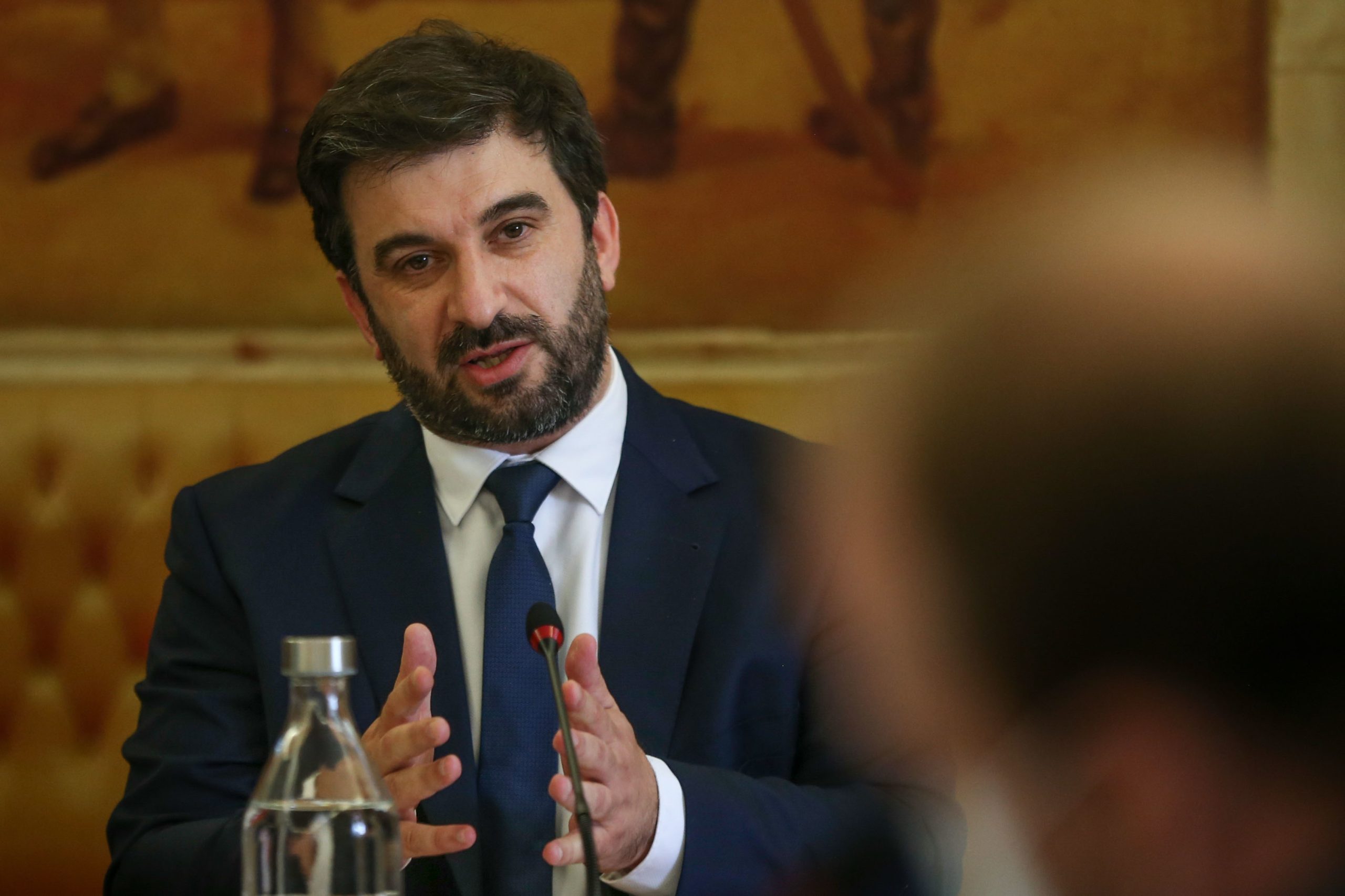 Ministro da Educação anuncia que listas de colocação de professores vão ser conhecidas hoje