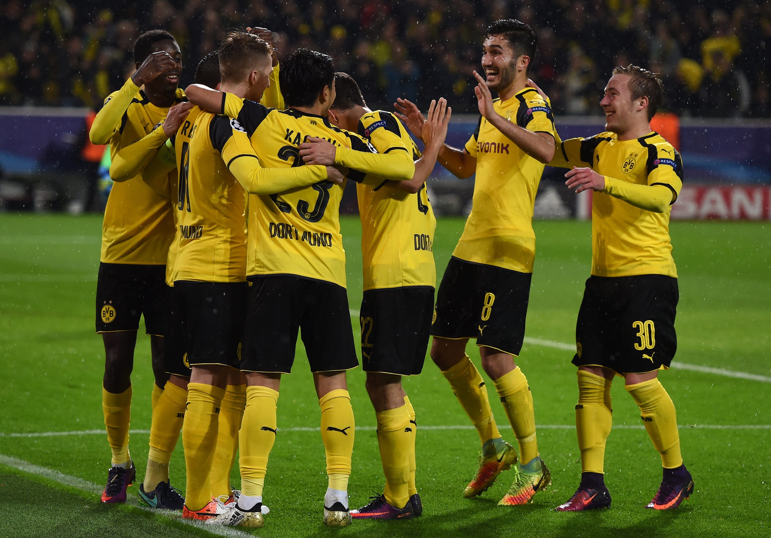 Borussia Dortmund condena violência contra adeptos do Leipzig