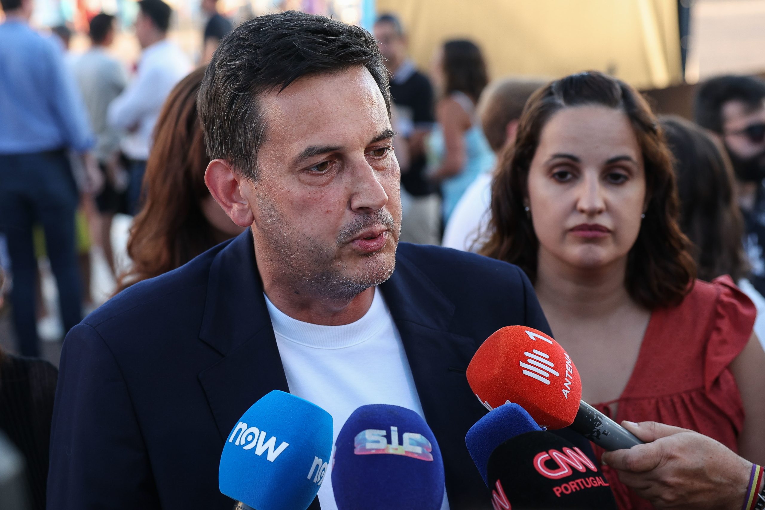 “Remendos” não servem. IL faz balanço negativo da ação do Ministério da Educação