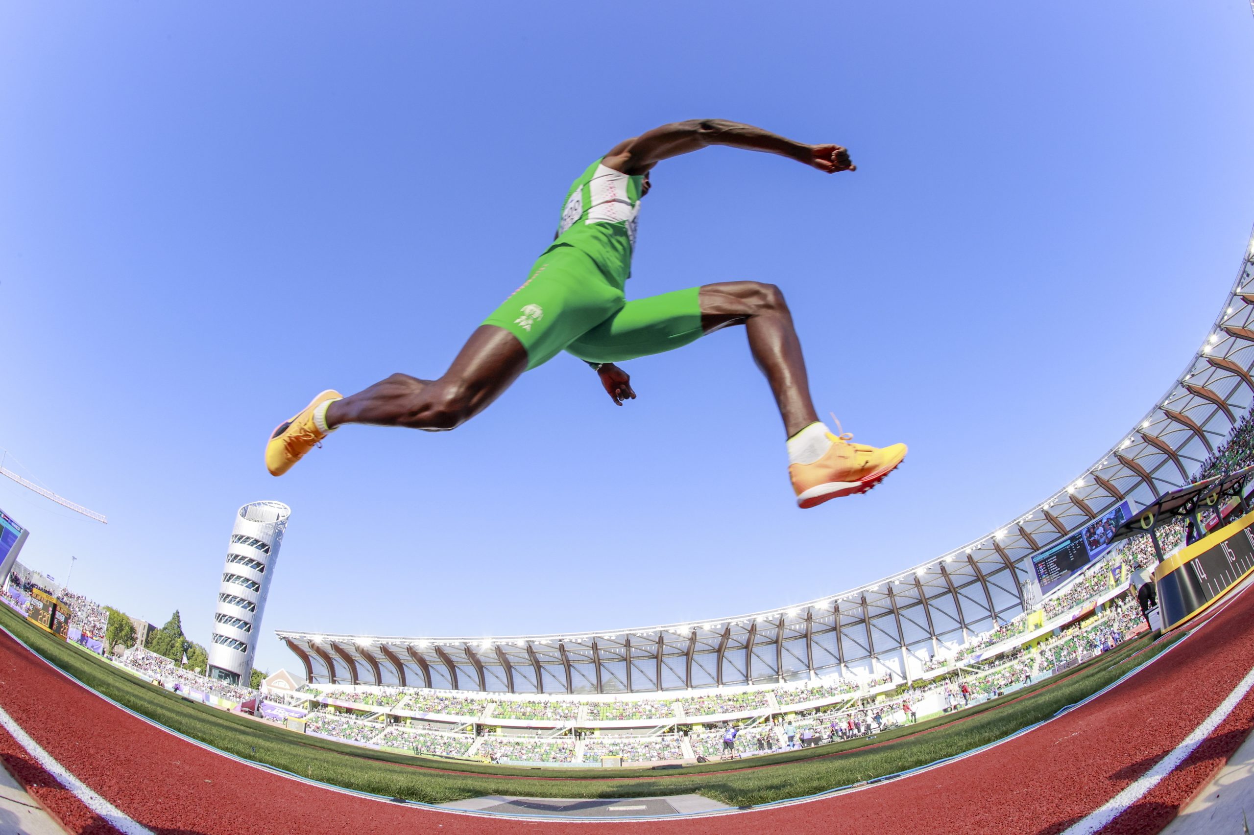 Possibilidade de terceira medalha com Pichardo anima dia dos portugueses