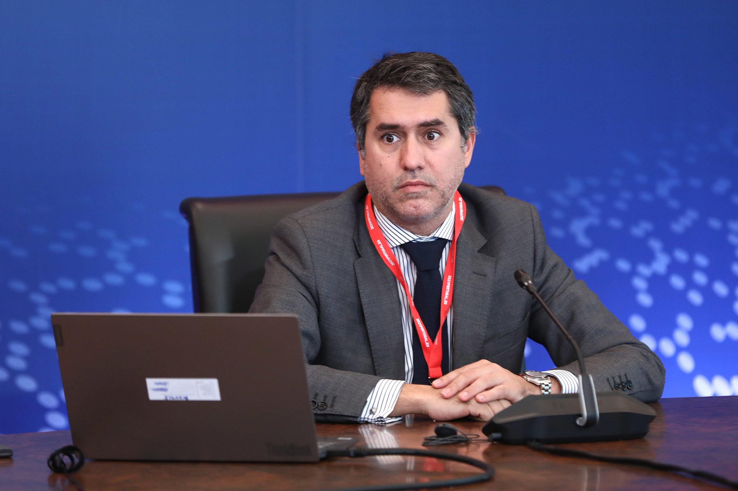 Governo alerta para “escalada” de discursos xenófobos e racistas durante a pandemia