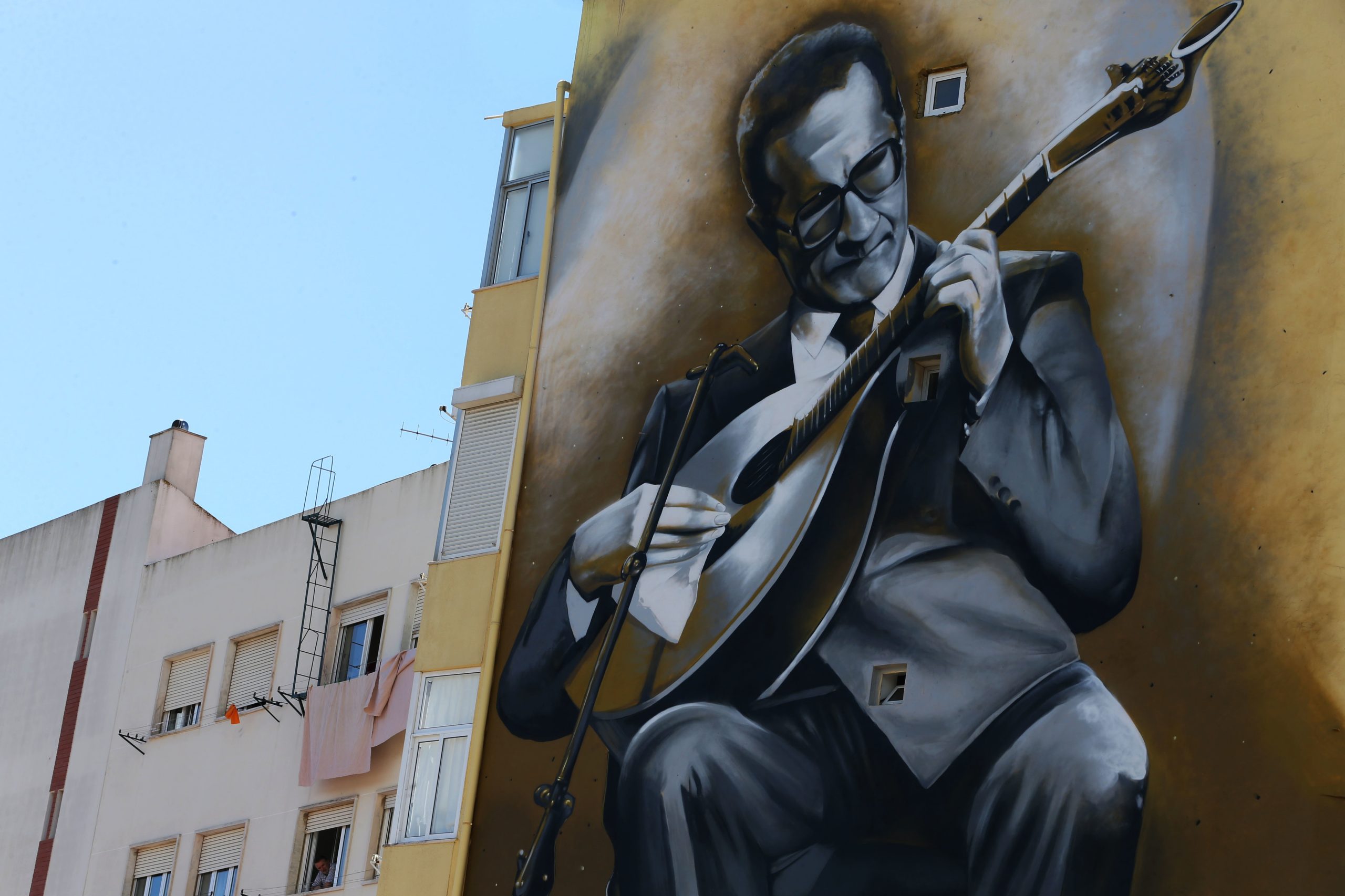 Projeto ‘100 Paredes’ celebra Carlos Paredes. Espetáculo conta com 200 cantores e músicos
