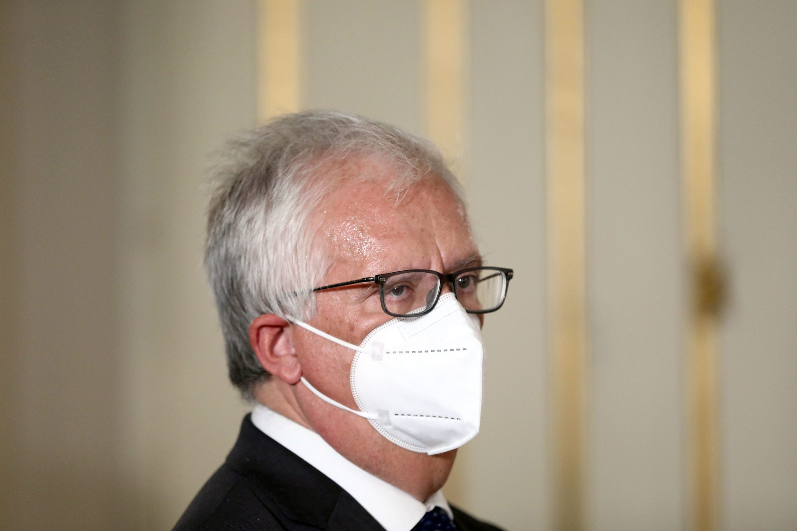 Ministério Público reabre processo a acidente mortal na A6 que envolveu carro de Eduardo Cabrita