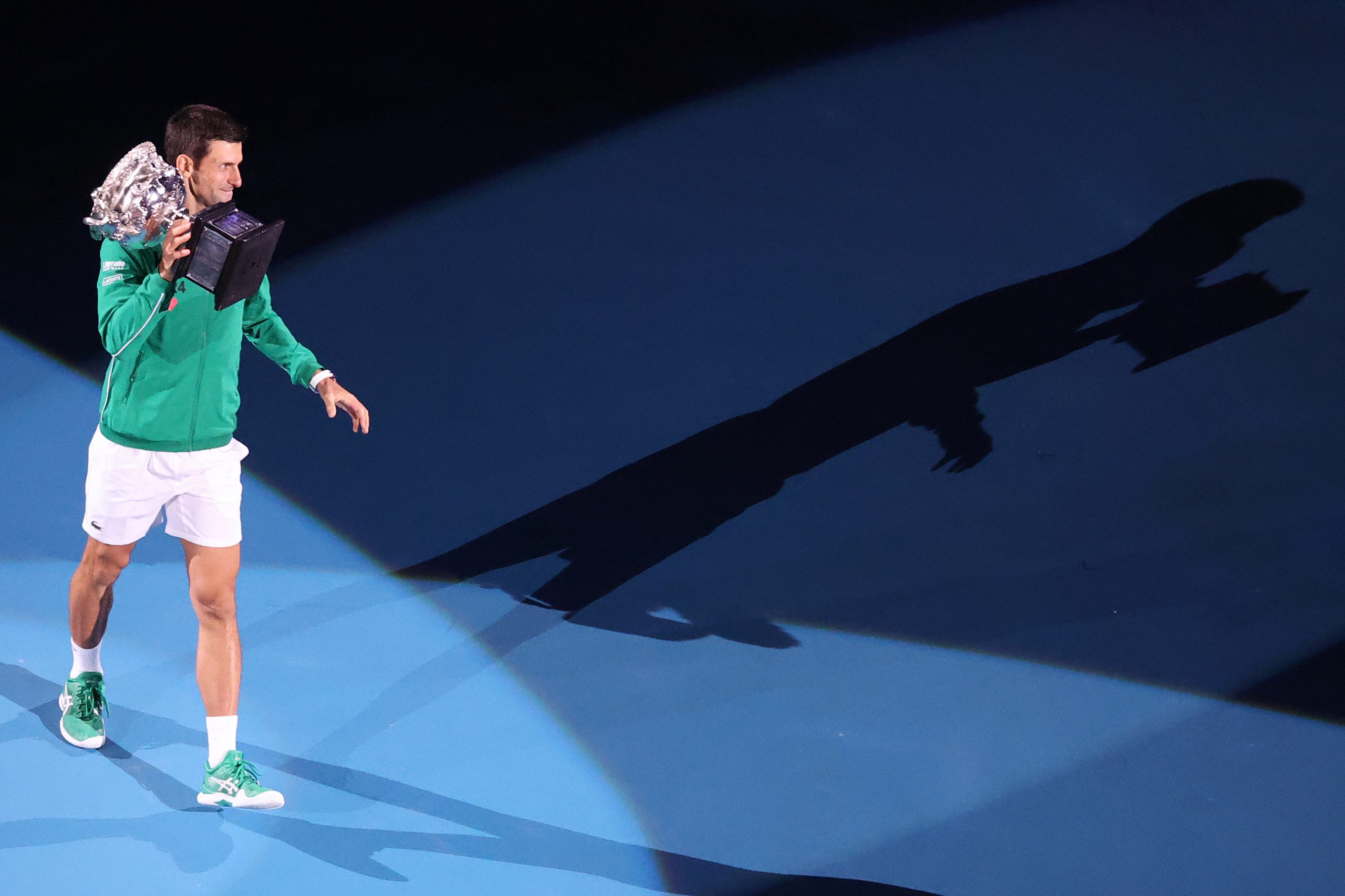Open da Austrália: Djokovic despede-se de Melbourne com título e liderança do ‘ranking’