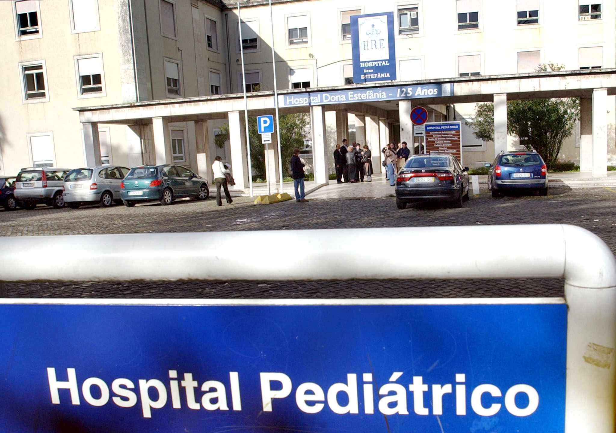 Quando levar os miúdos às urgências? Pediatras alertam que nem todas as crianças precisam de ir ao hospital