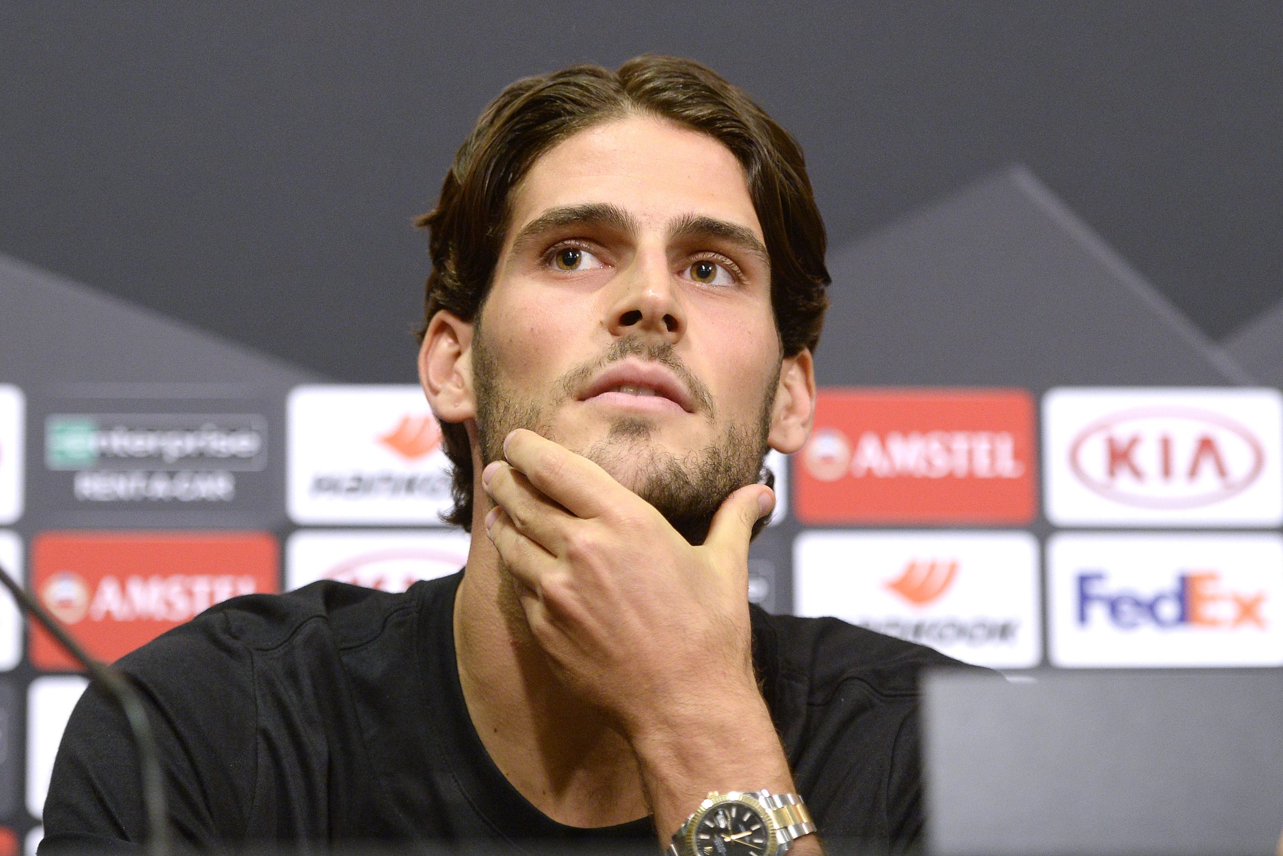 Gonçalo Paciência espera “bom jogo” e “excelente atmosfera” em Guimarães para a Liga Europa