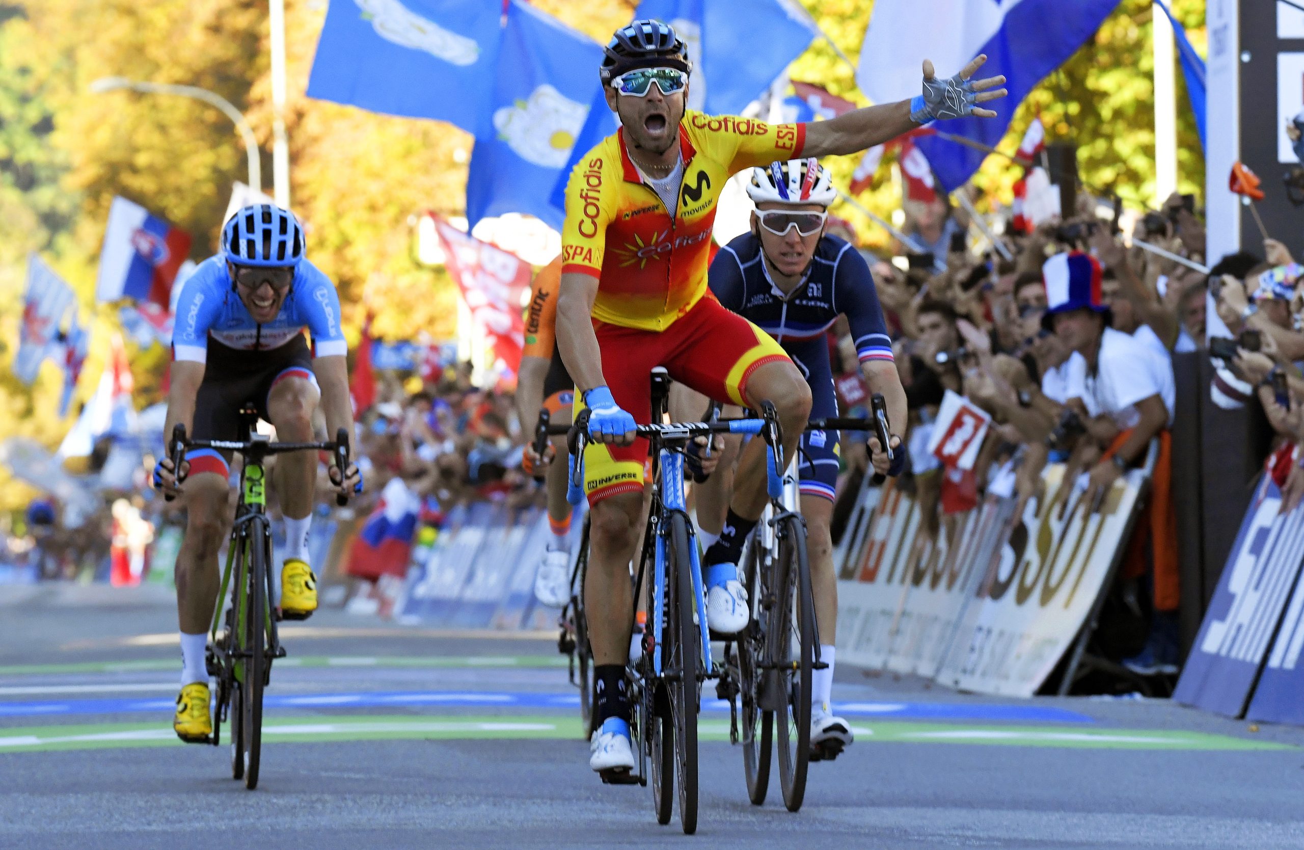 Alejandro Valverde sagra-se campeão do mundo de ciclismo de fundo