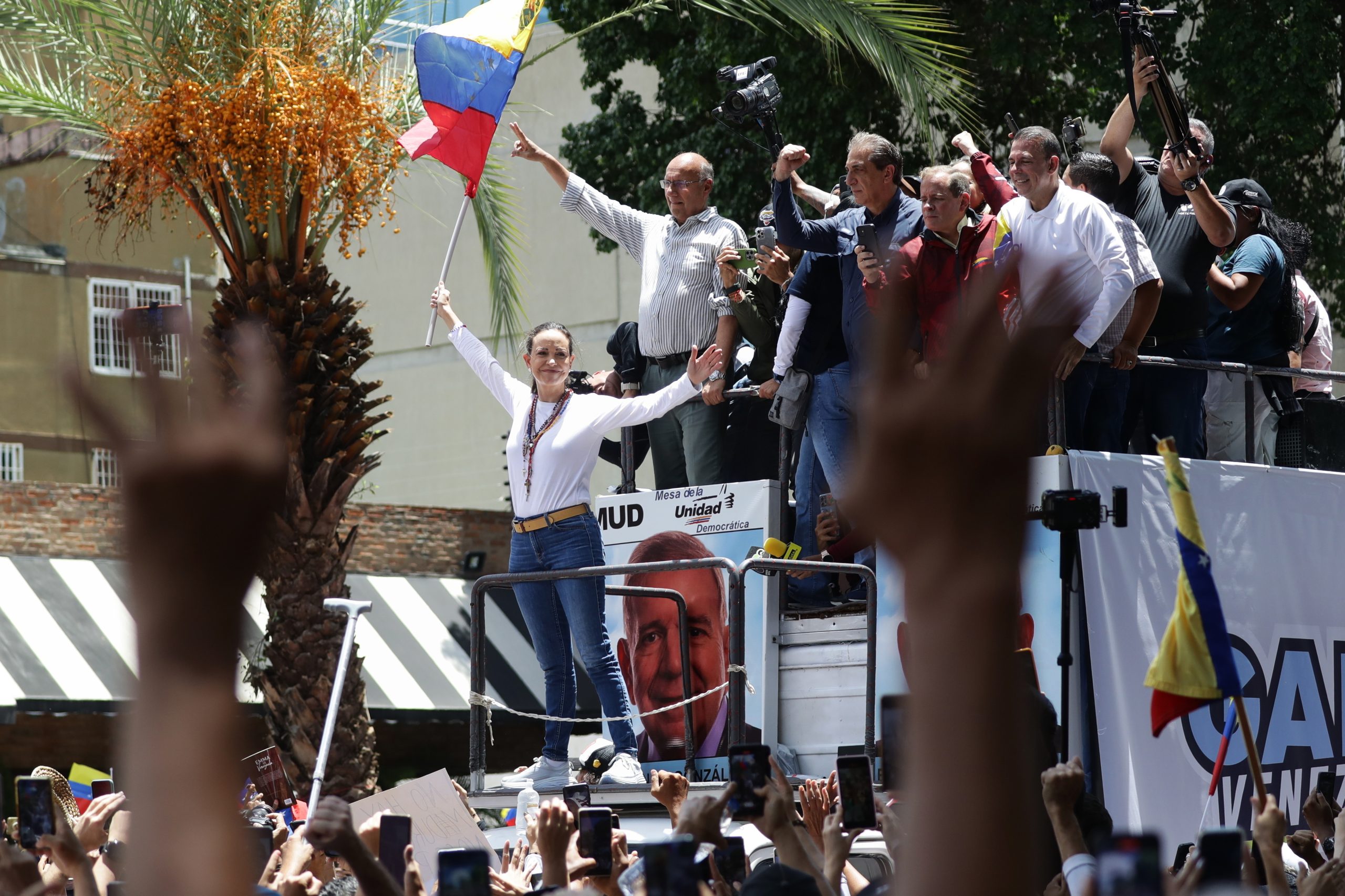 Venezuela: Machado convoca nova mobilização contra Maduro esta quarta-feira