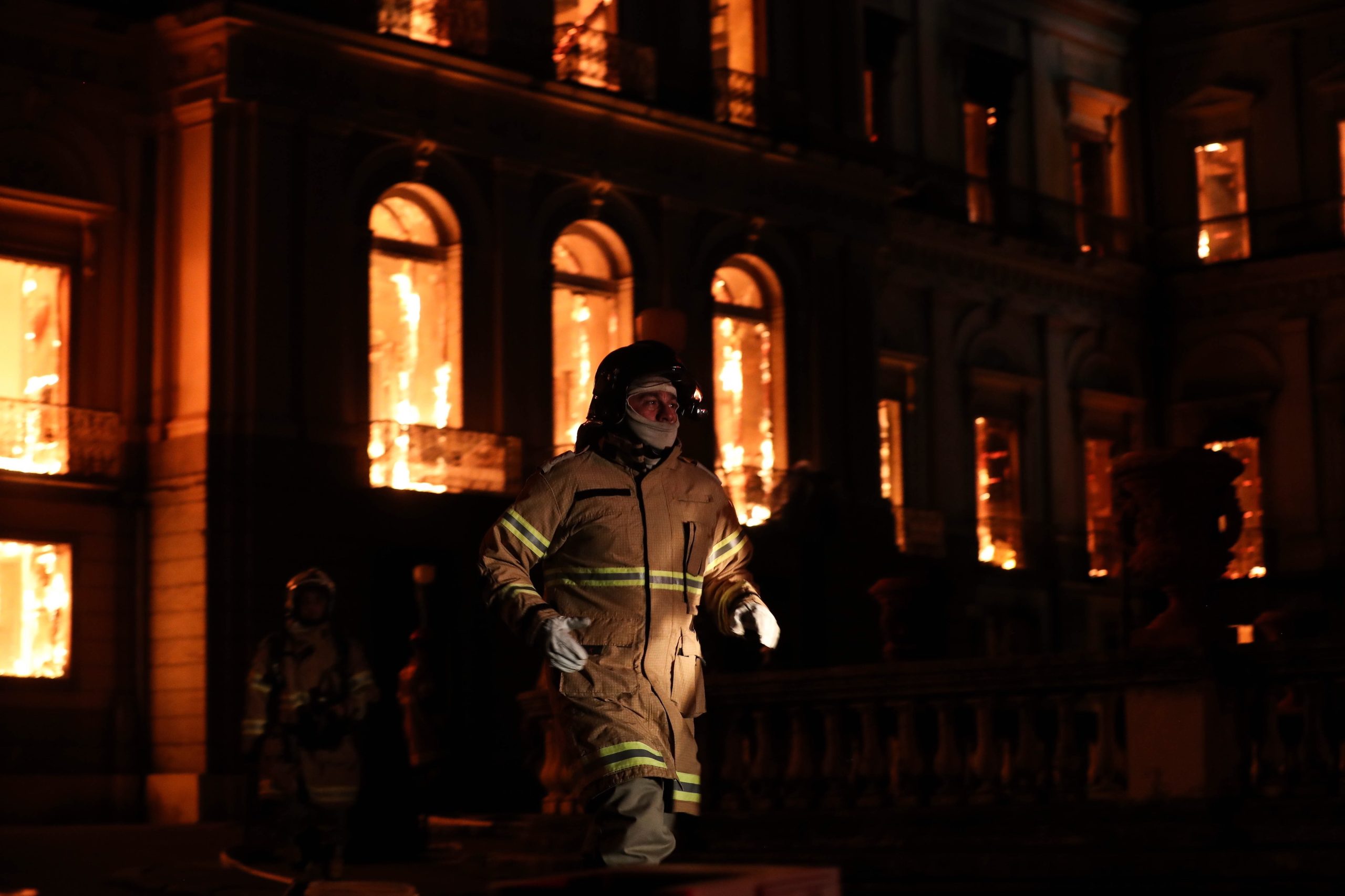 Brasil. Incêndio destruiu Museu Nacional do Rio de Janeiro