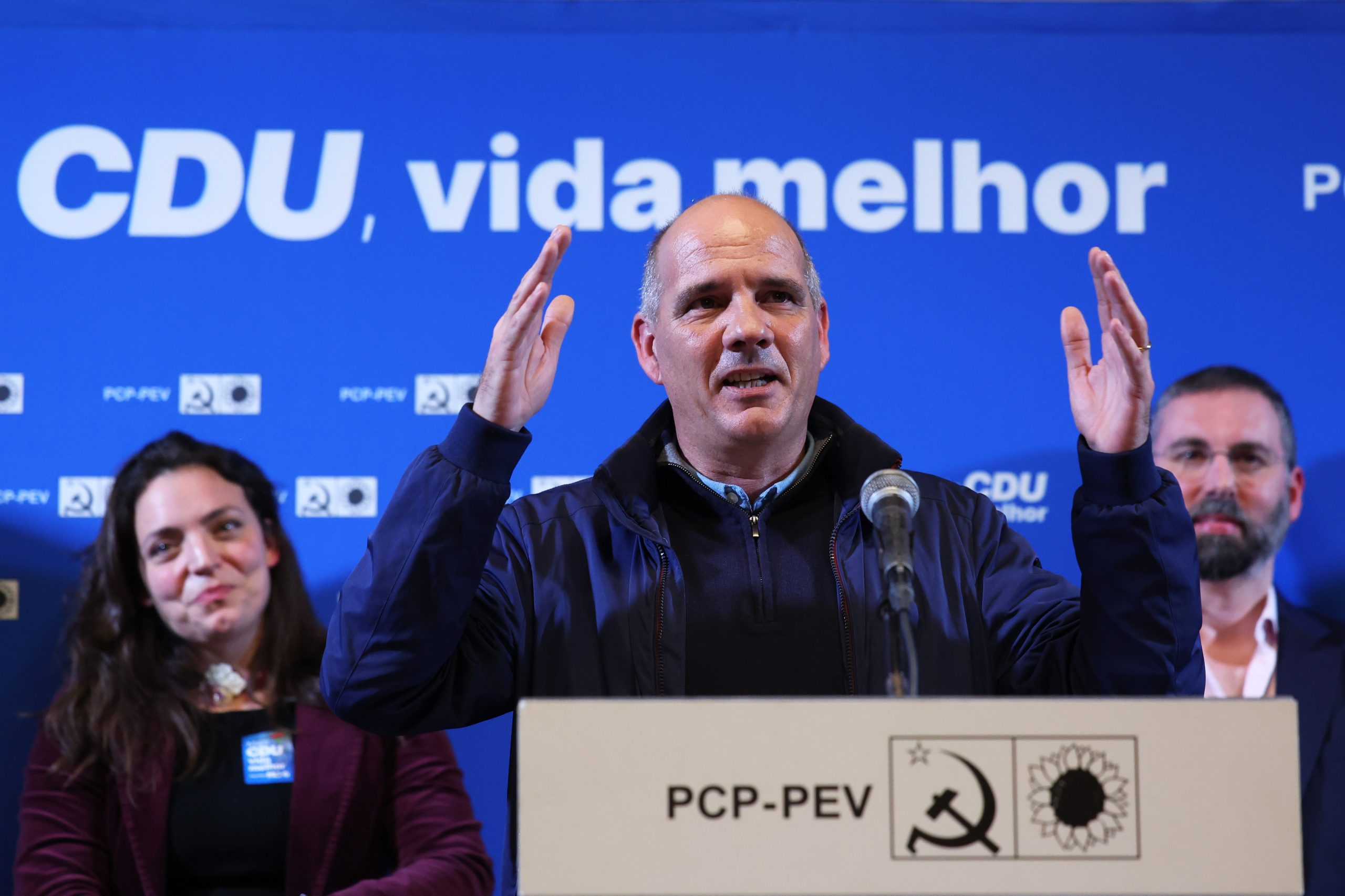 CDU critica Montenegro, mas também já debateu sem líder