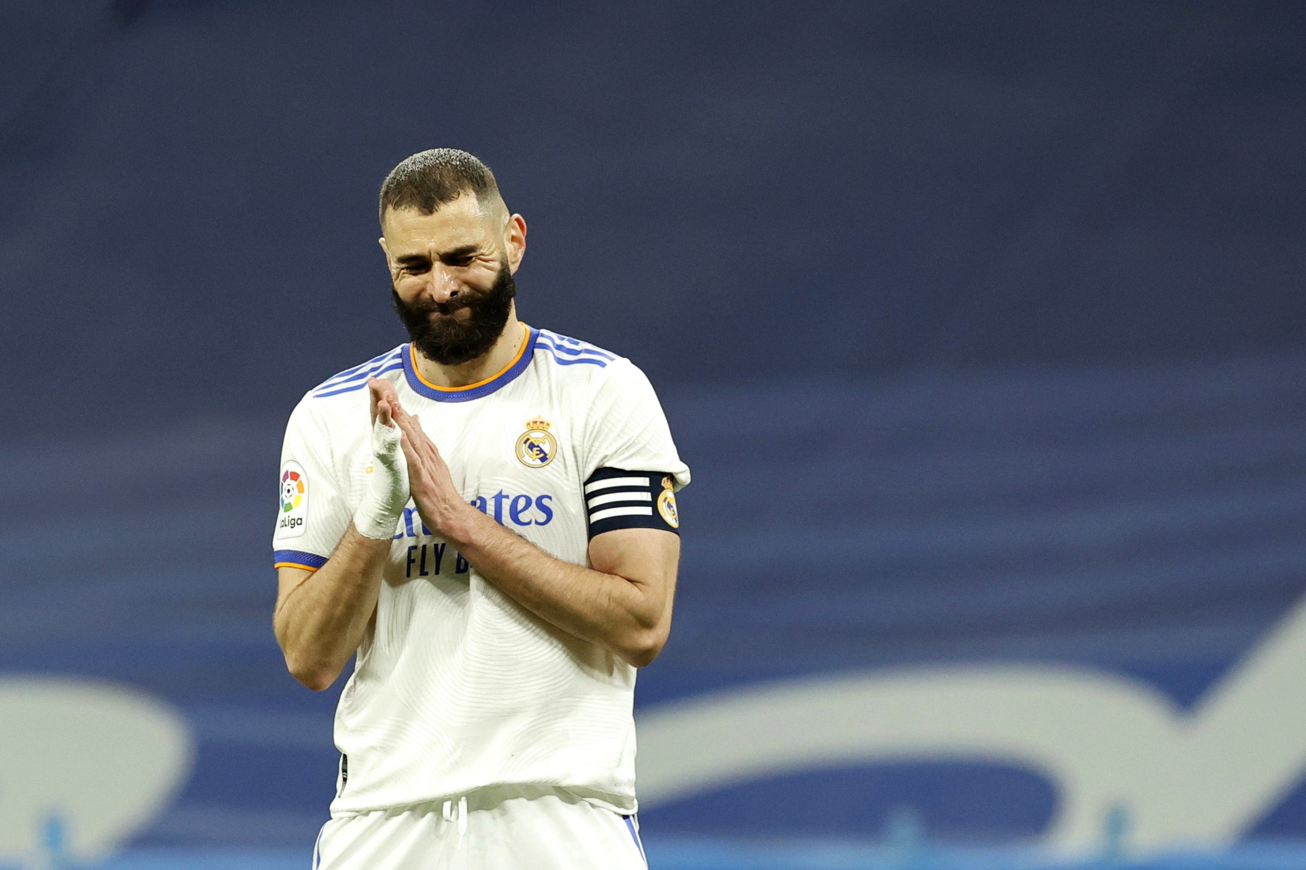Benzema abandona Real Madrid ao final de 14 temporadas