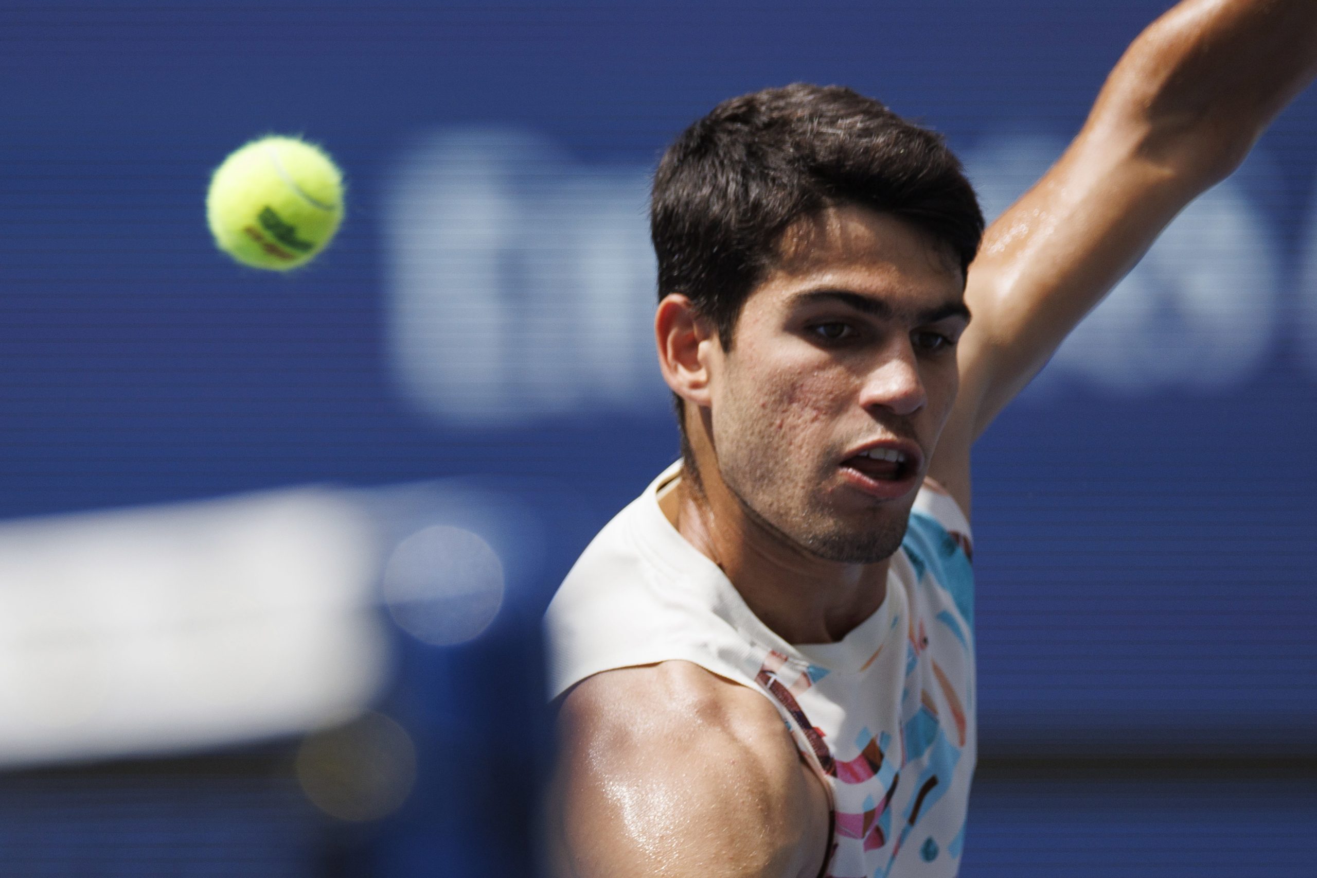 Carlos Alcaraz qualifica-se para os oitavos de final do US Open