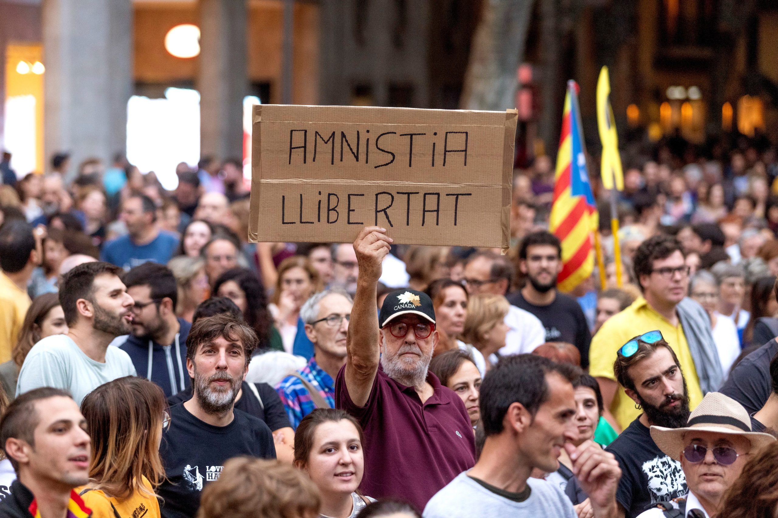 Catalunha: Manifestação a favor dos presos políticos leva 4.000 às ruas de Palma de Maiorca