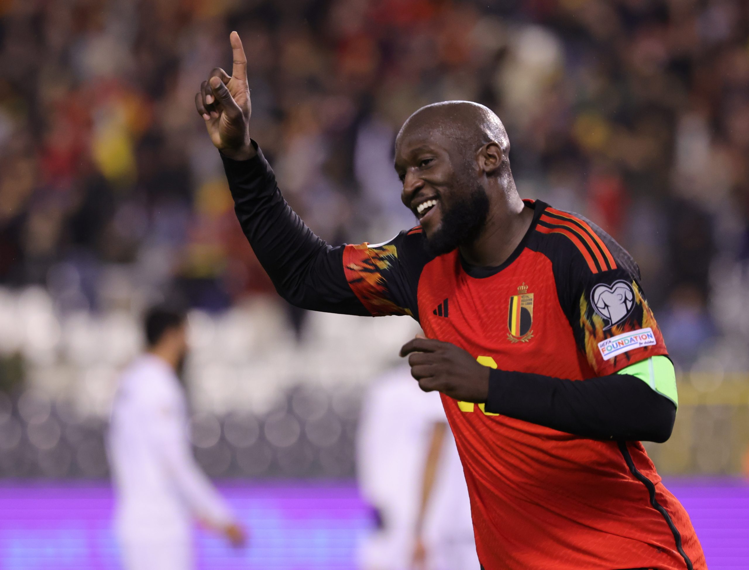 Romelu Lukaku estabelece recorde de golos numa fase de qualificação