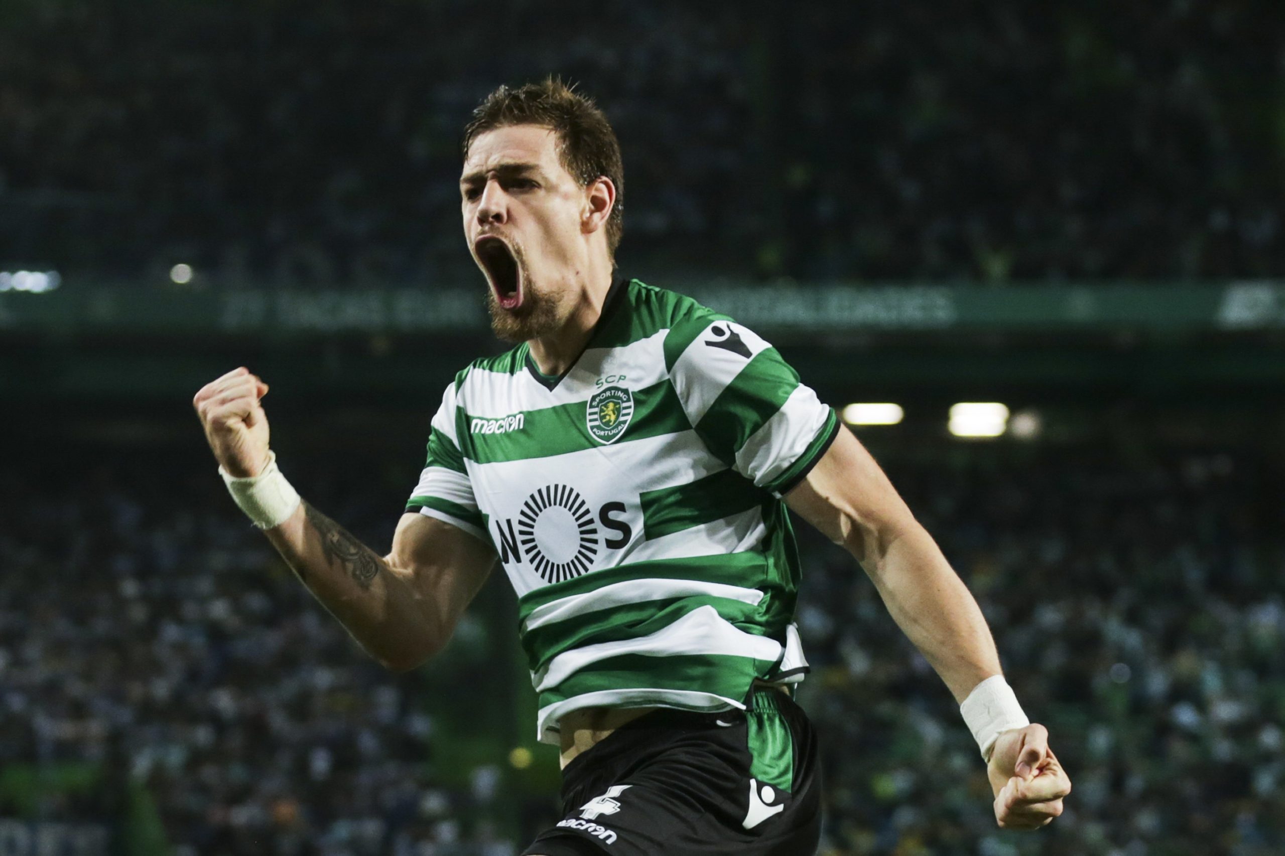 Maxi Pereira e Sebastian Coates nos 26 pré-convocados do Uruguai