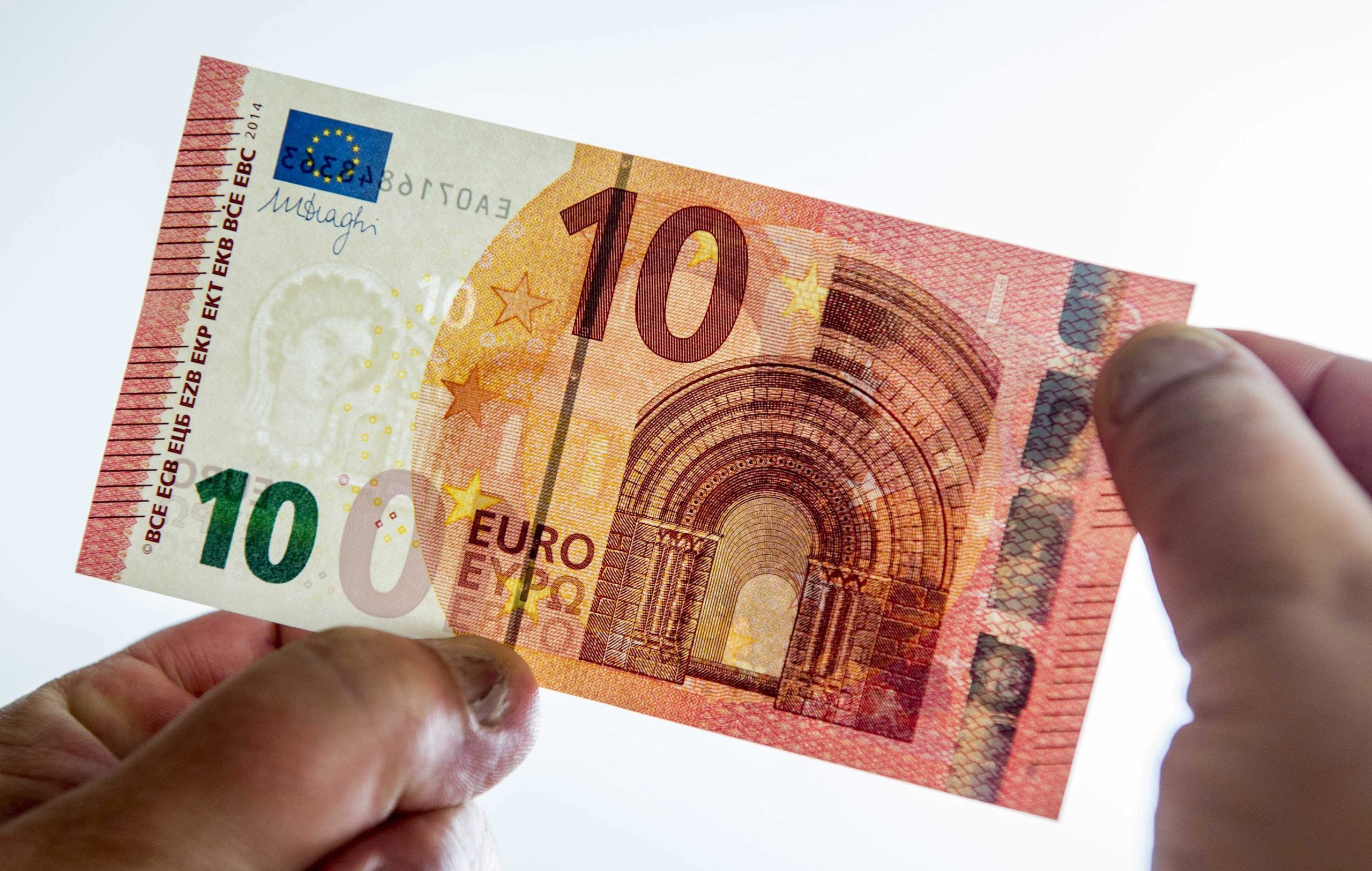 Banco de Portugal recuperou 29 mil notas estragadas e devolveu 1,4 milhões de euros em 2023