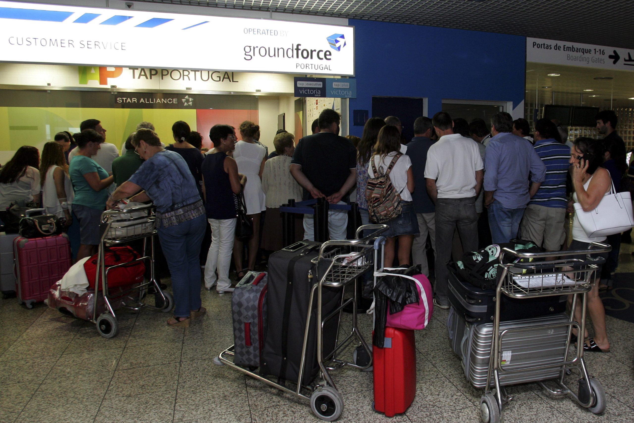 Greve nos aeroportos pode levar a cancelamentos de voos hoje e no domingo