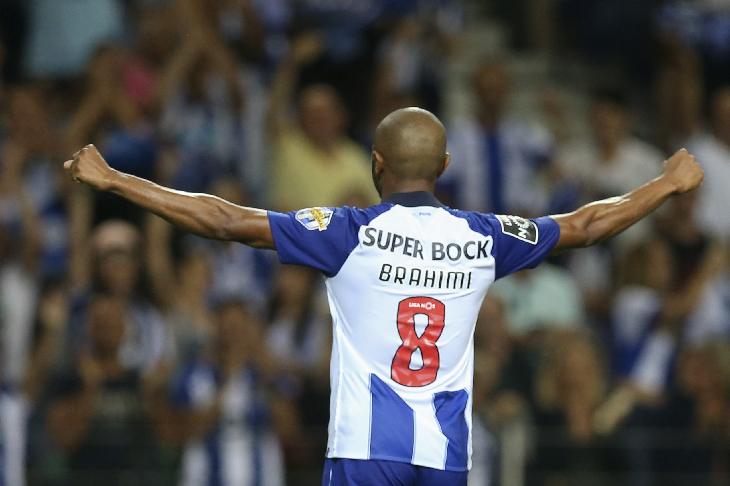 Liga arquiva processo Brahimi e Benfica diz que “não se vai calar”