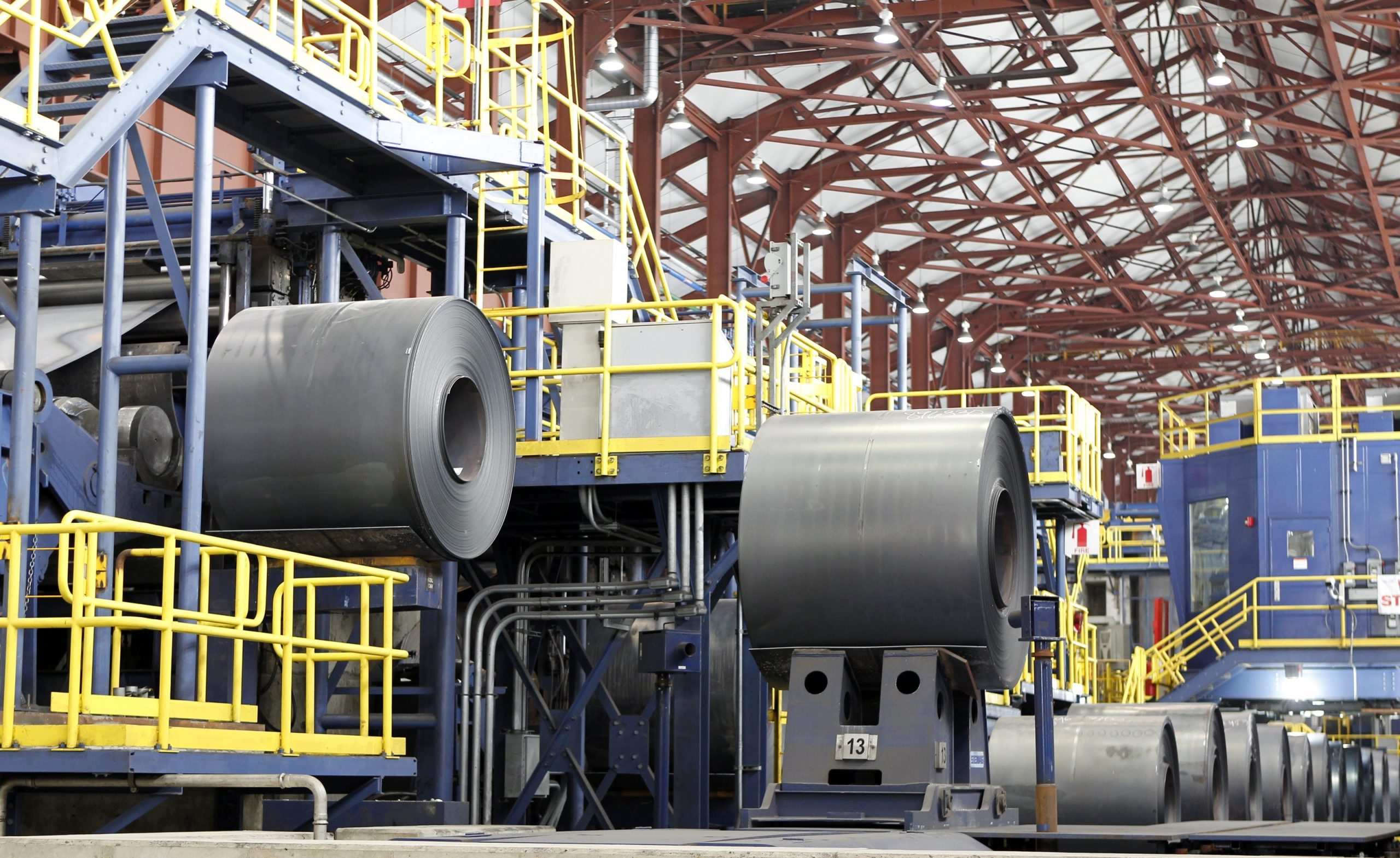 Produção industrial recua 6,6% em outubro na zona euro