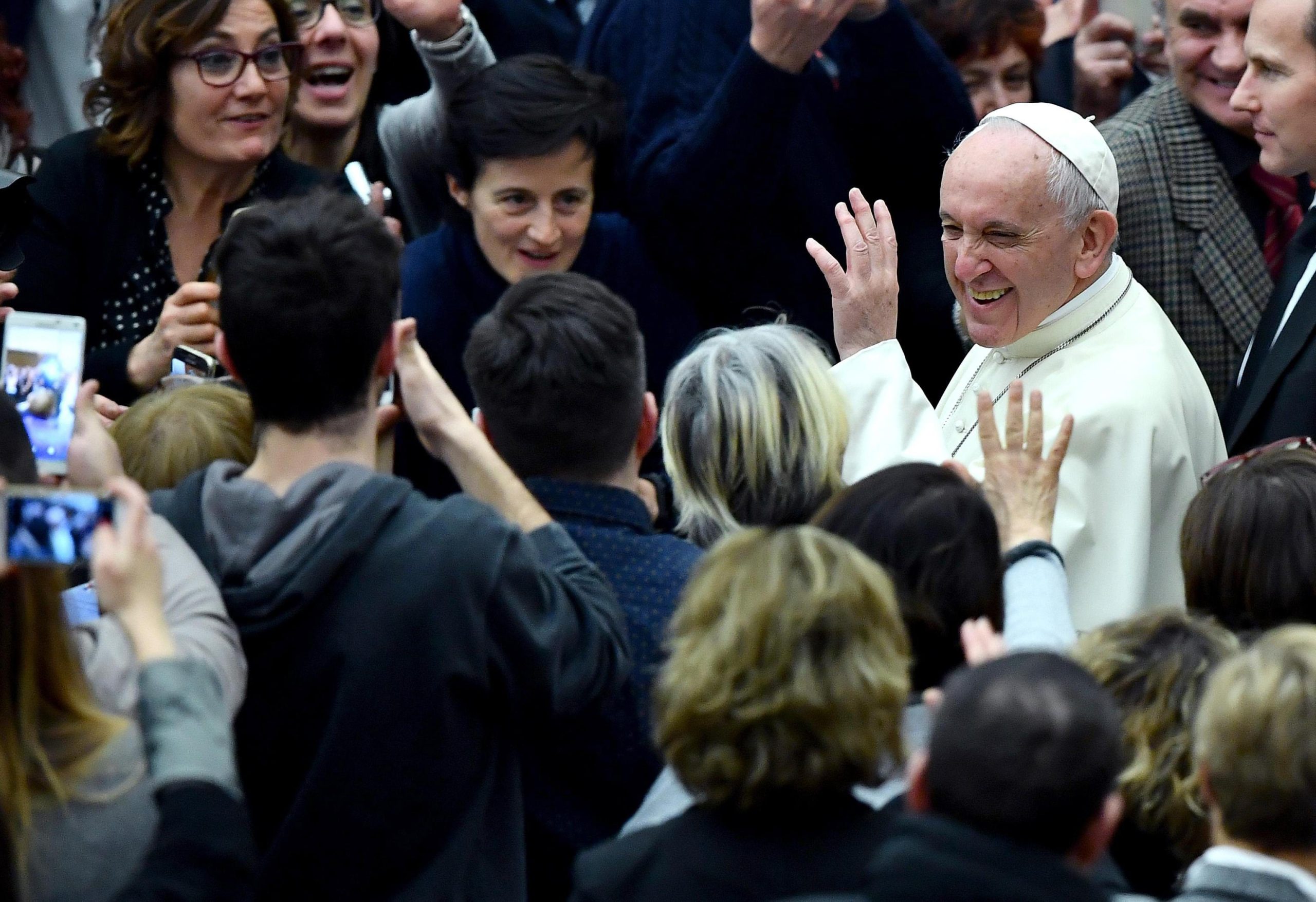 Papa estabelece celebração de Maria Mãe da Igreja na 2.ª feira após Pentecostes