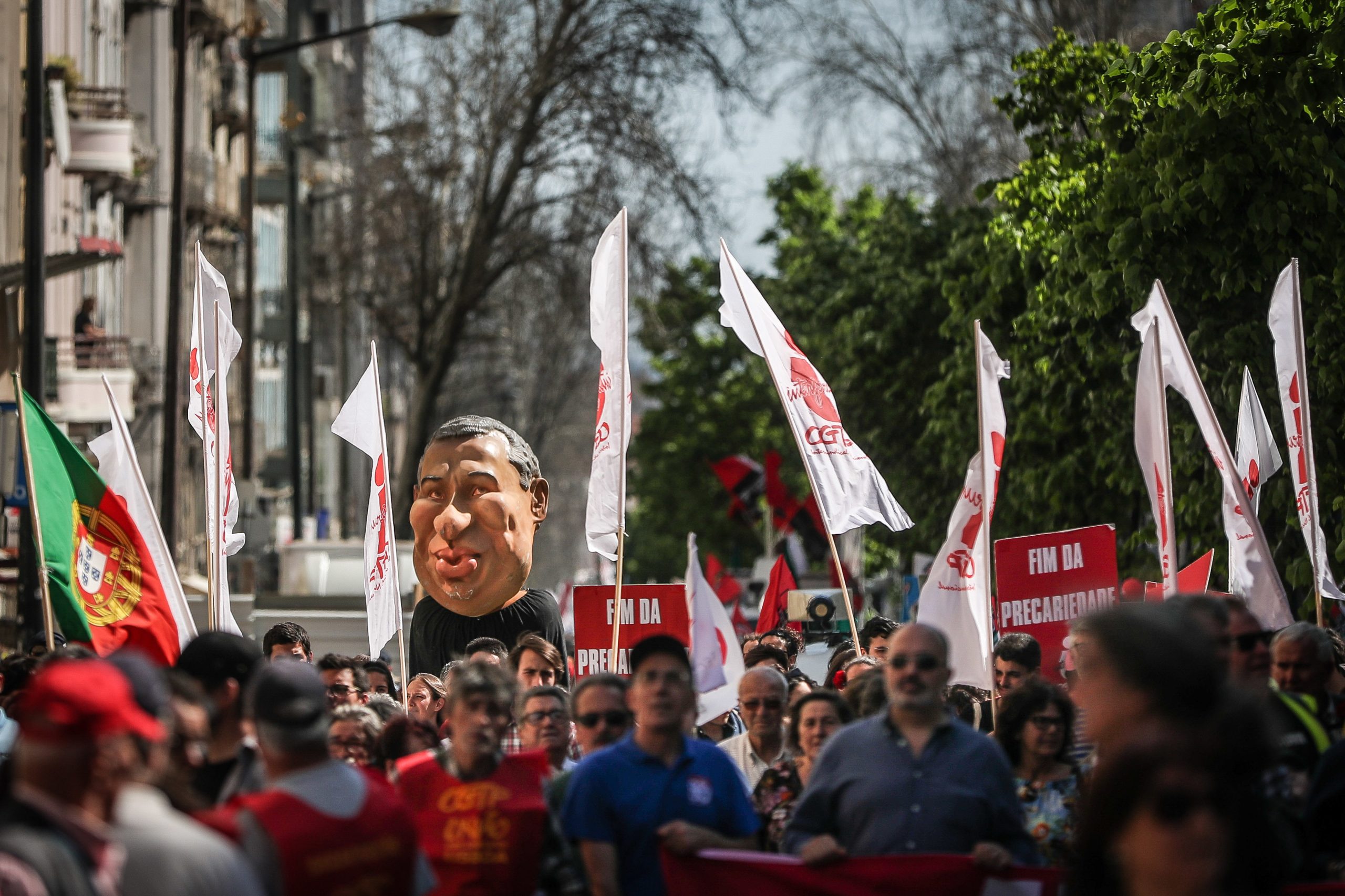 1.º de Maio: Avenida Almirante Reis foi ponto de encontro intergeracional