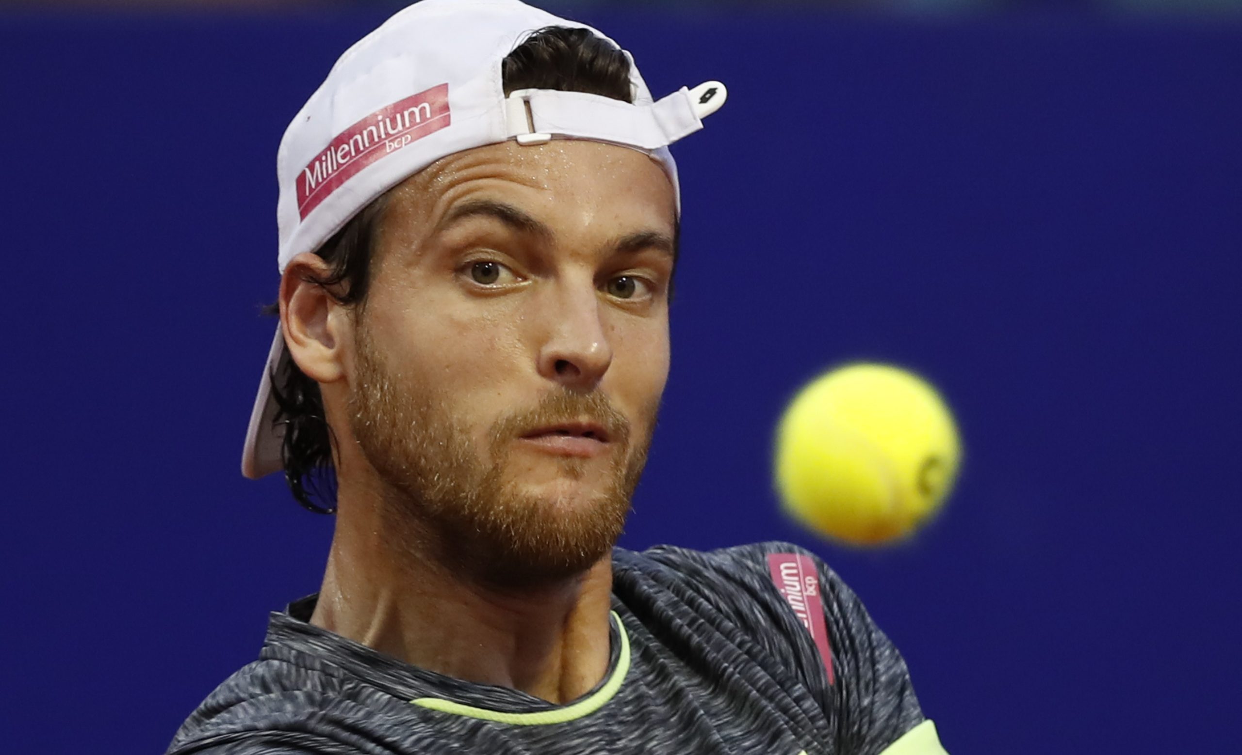 Ténis: João Sousa está nos quartos de final do torneio de São Paulo