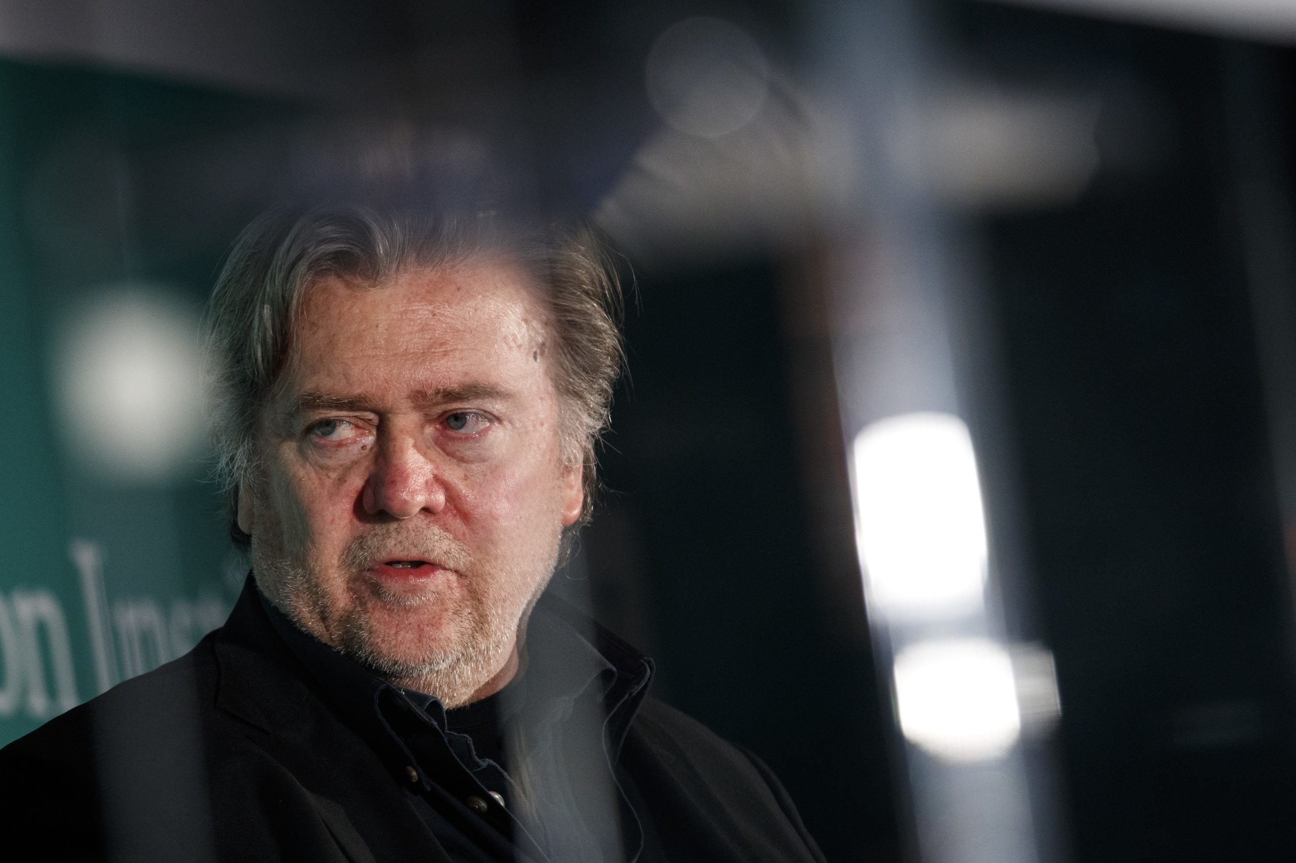 Steve Bannon, o anjo exterminador