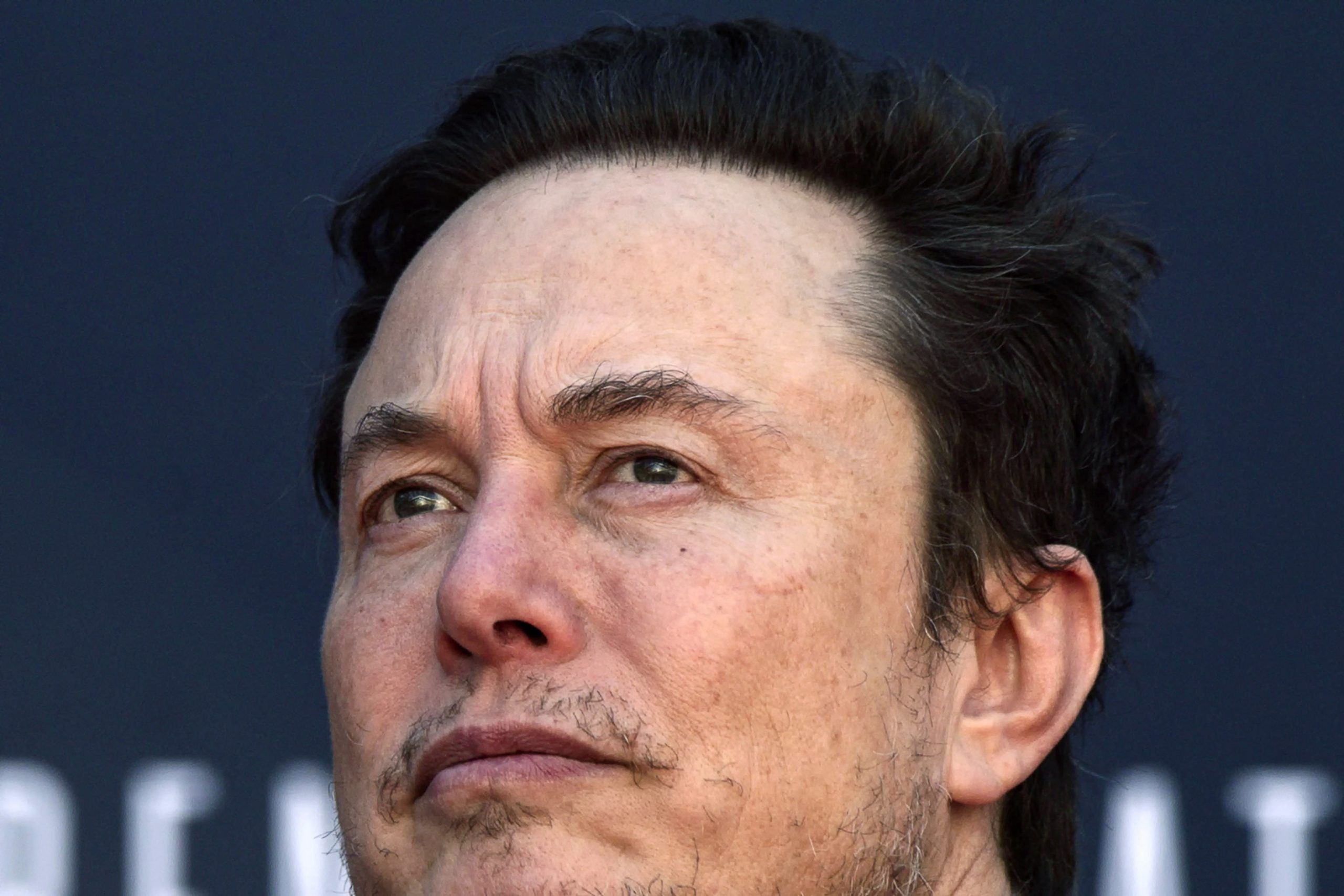 Musk contesta regulador laboral dos EUA que o processou por despedimentos