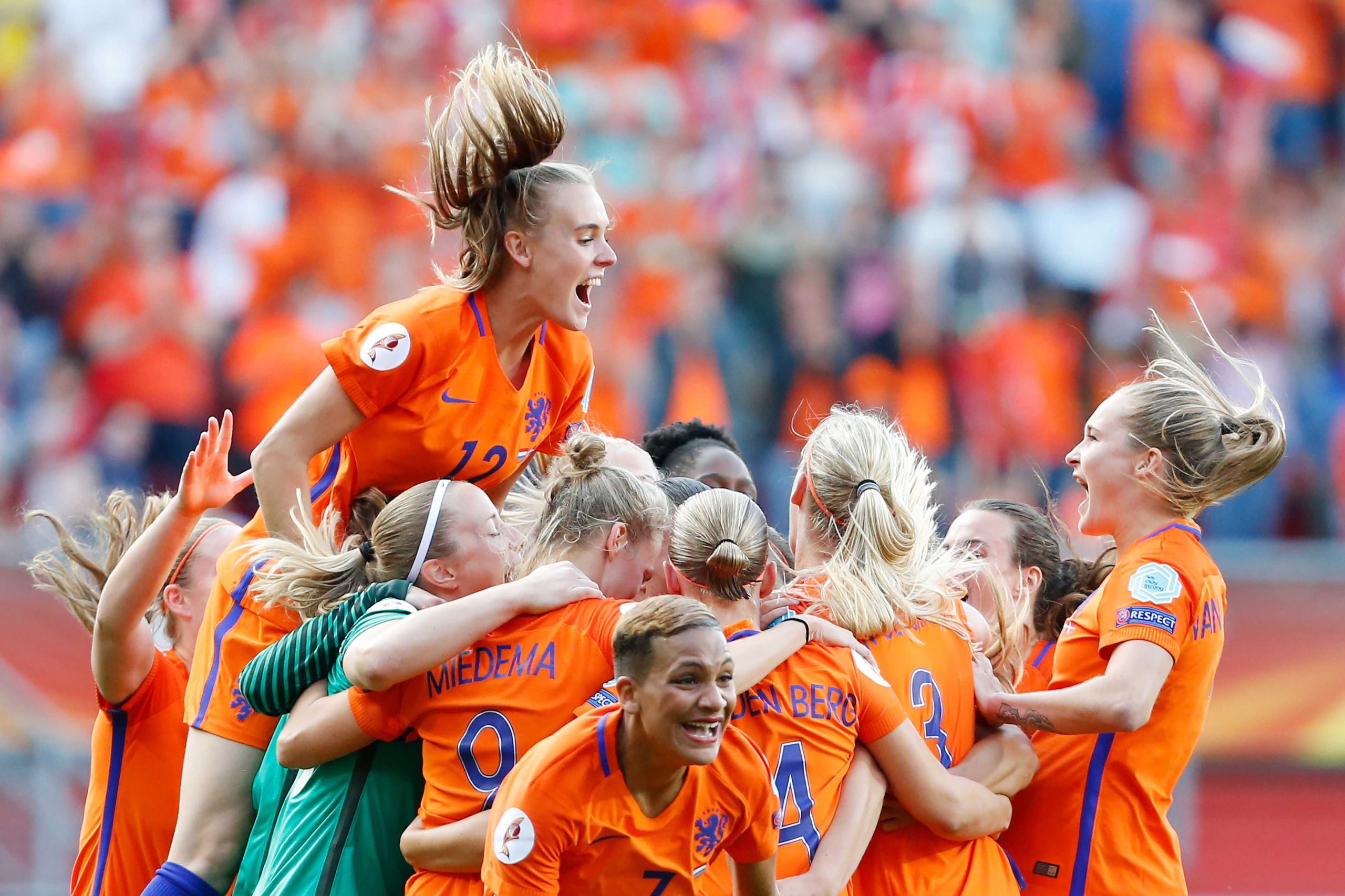 Holanda consegue primeiro título europeu feminino após vitória por 4-2 sobre a Dinamarca