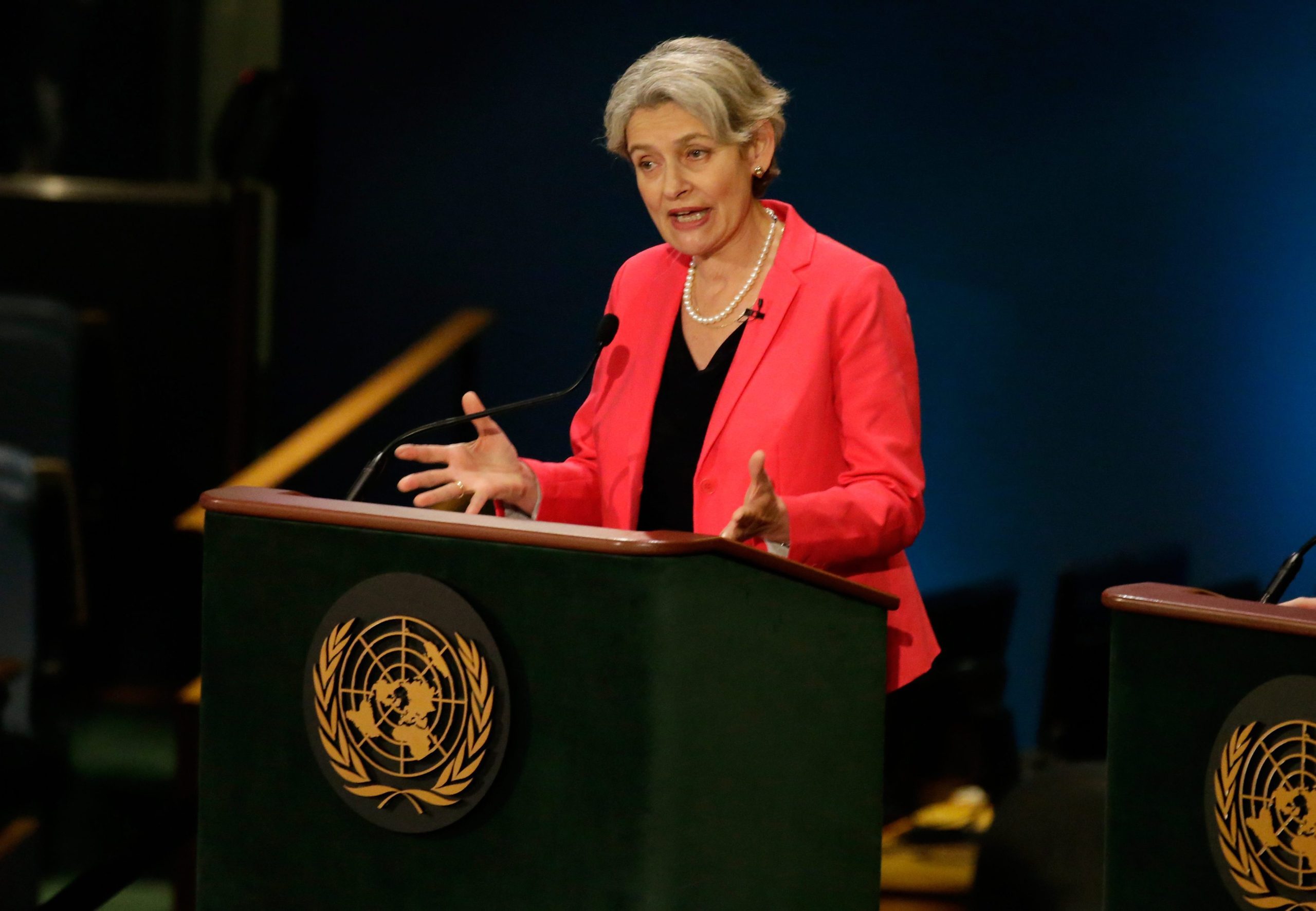 Irina Bokova não arreda pé com candidatura de Georgieva e mantém-se na corrida à ONU